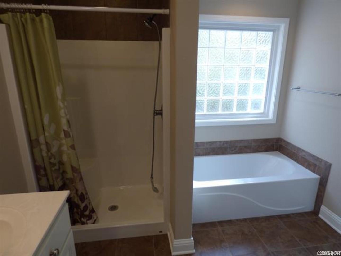 310 Diamondhead