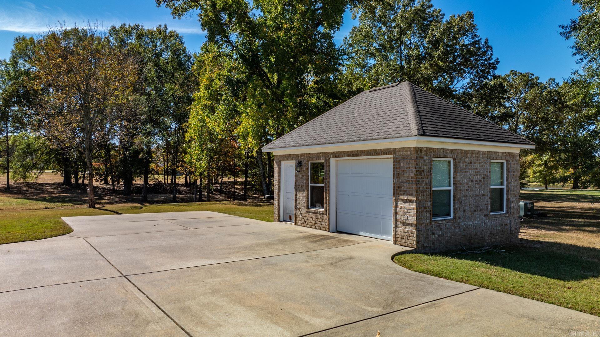 9 Tannon Cove