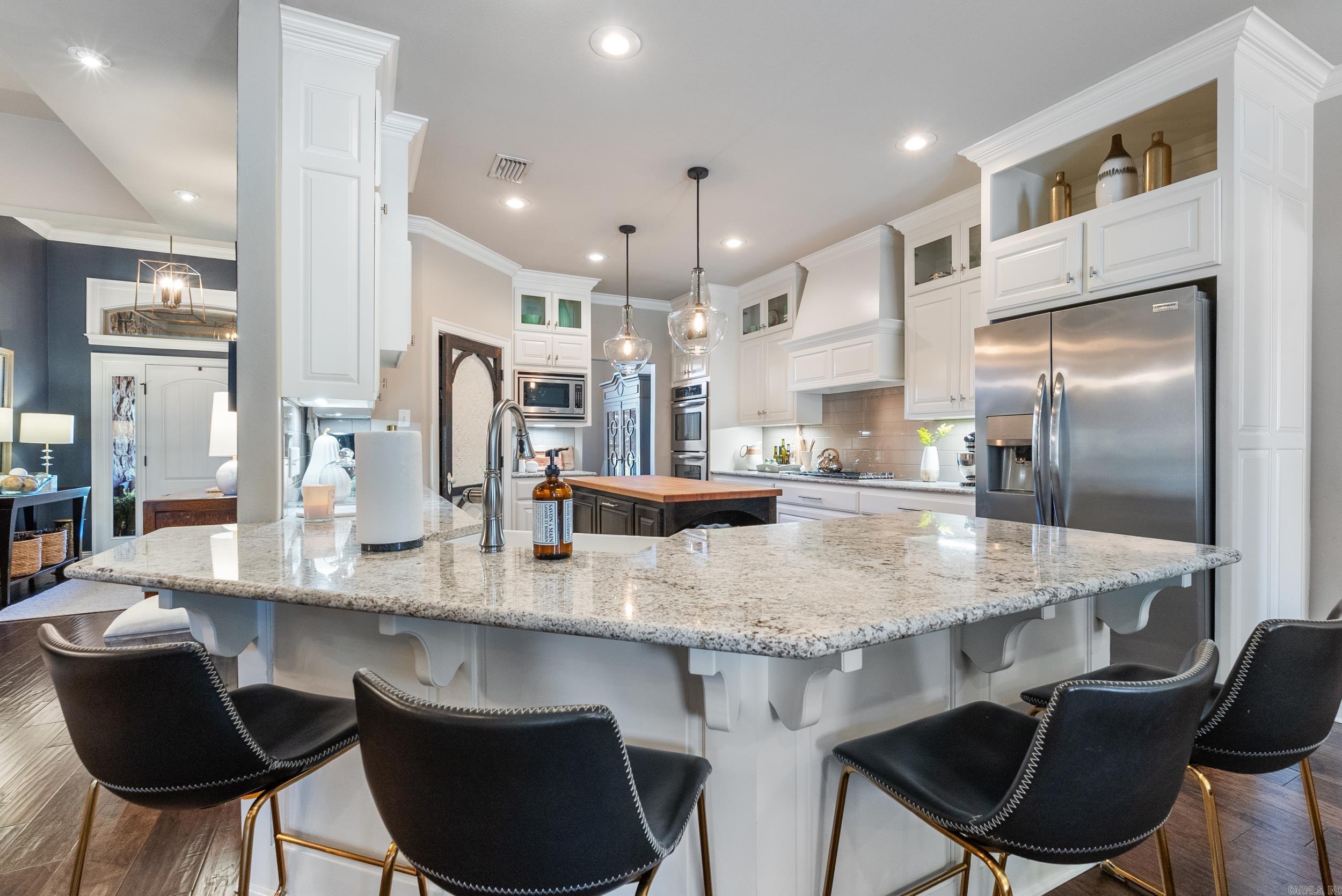 5105 Greystone Drive