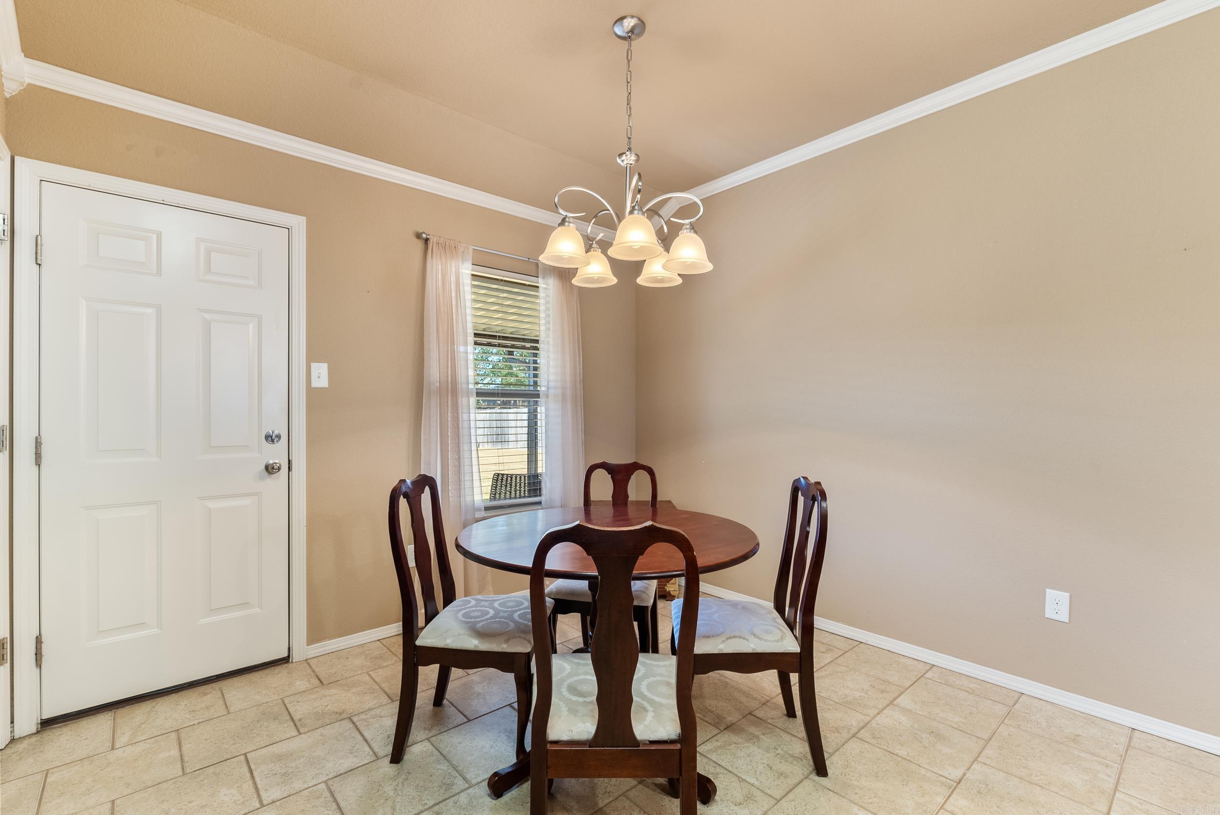 10 Waycross Drive