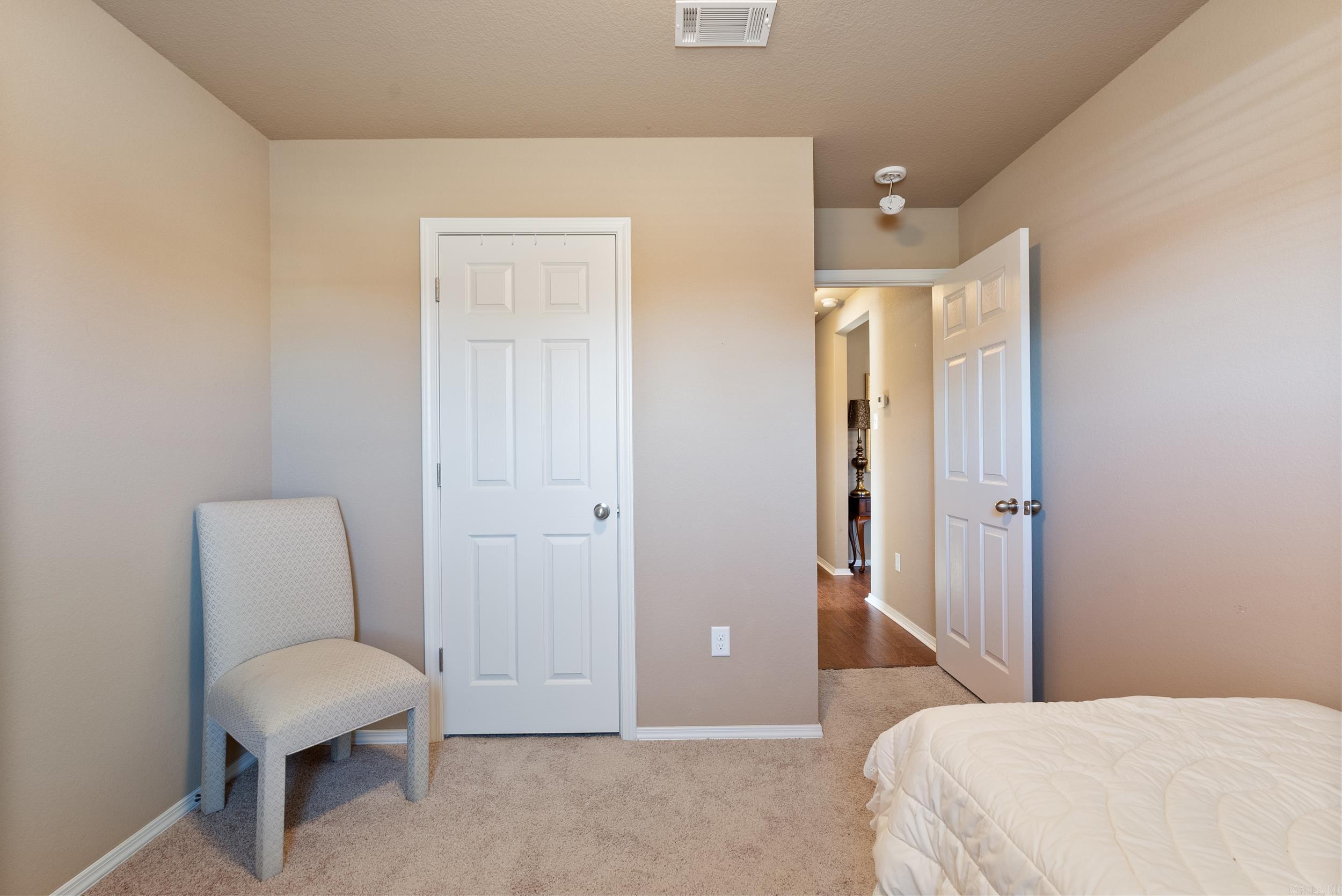 10 Waycross Drive