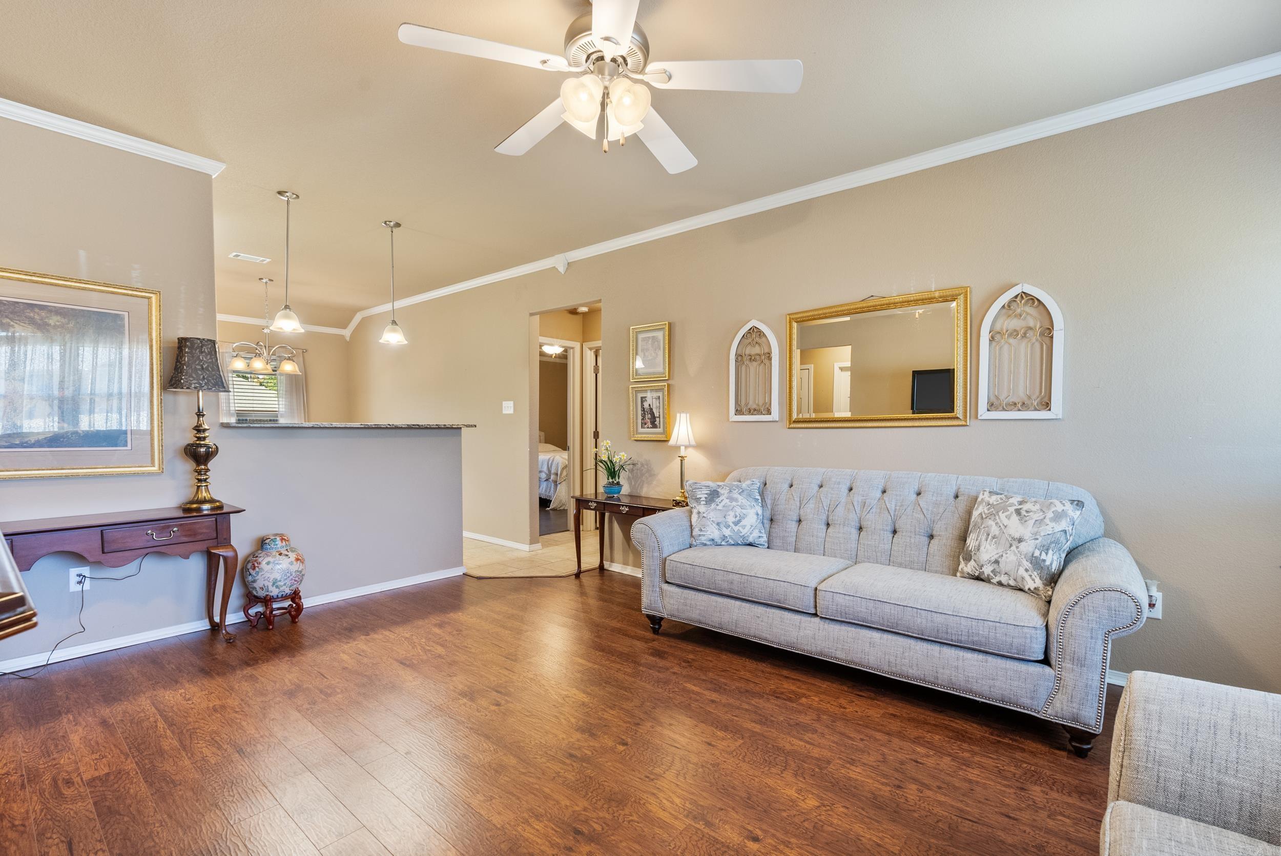 10 Waycross Drive