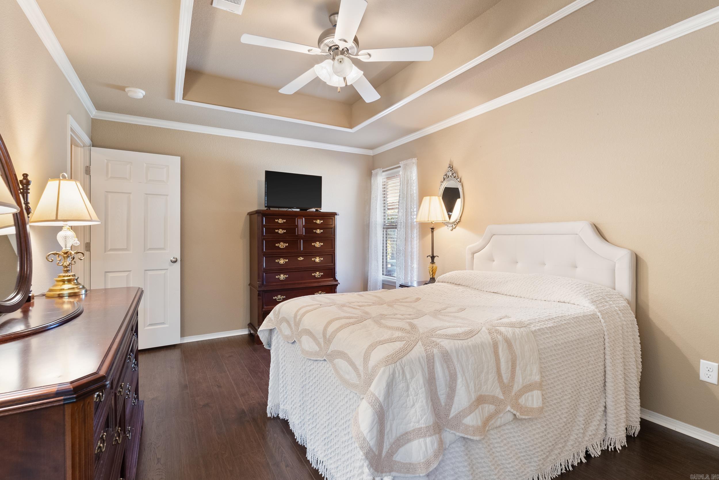 10 Waycross Drive