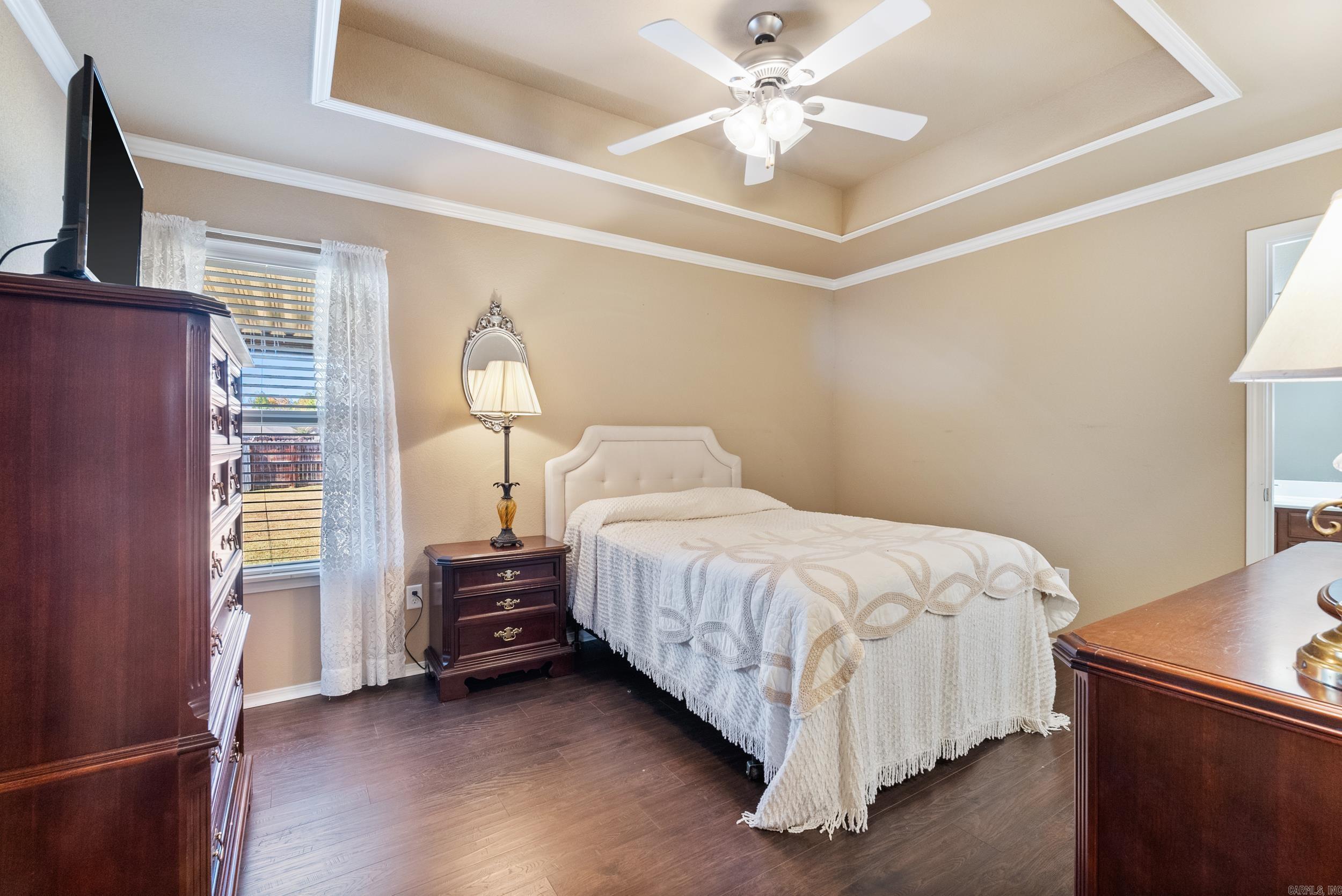 10 Waycross Drive