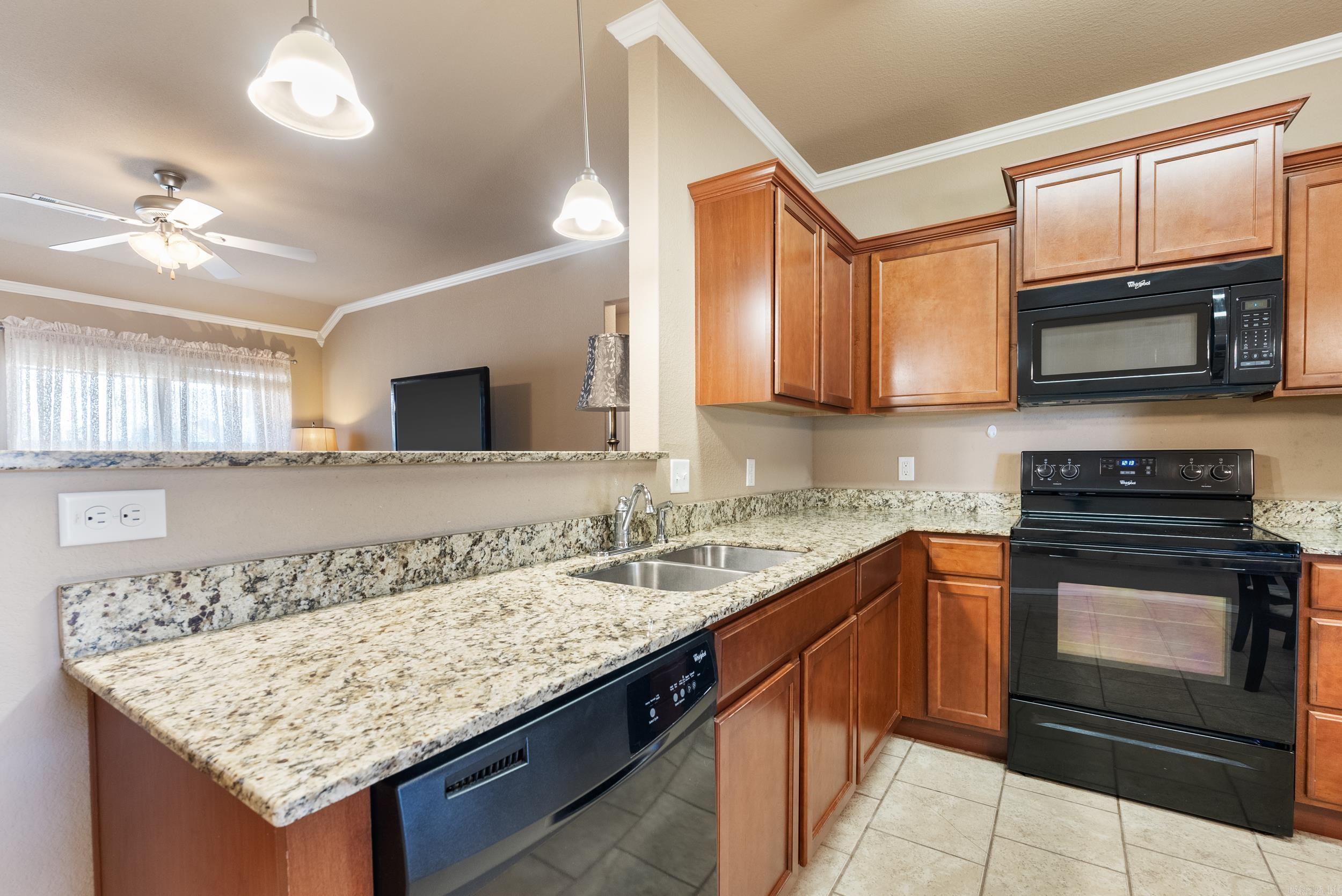 10 Waycross Drive