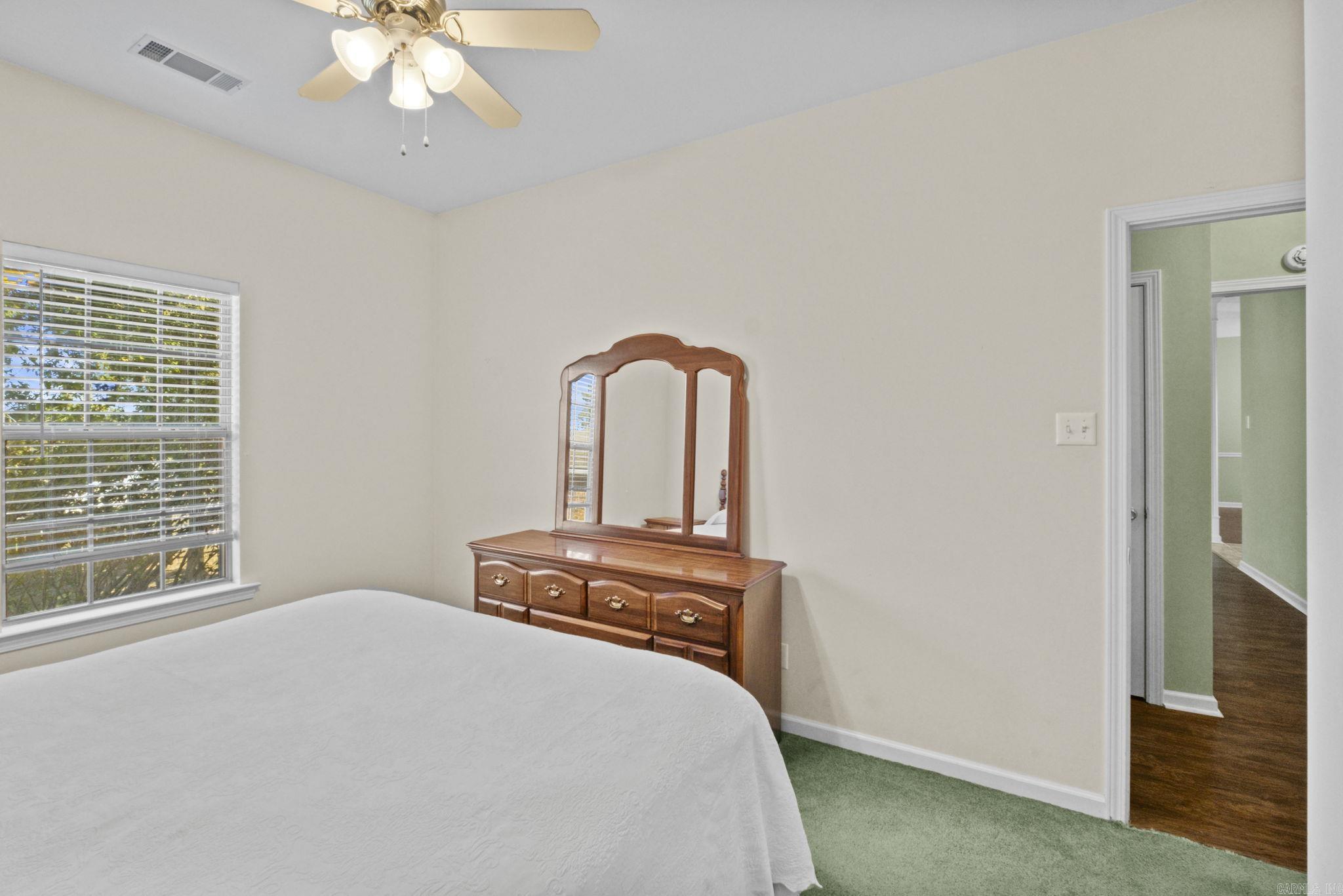 5000 Willow Glen Circle