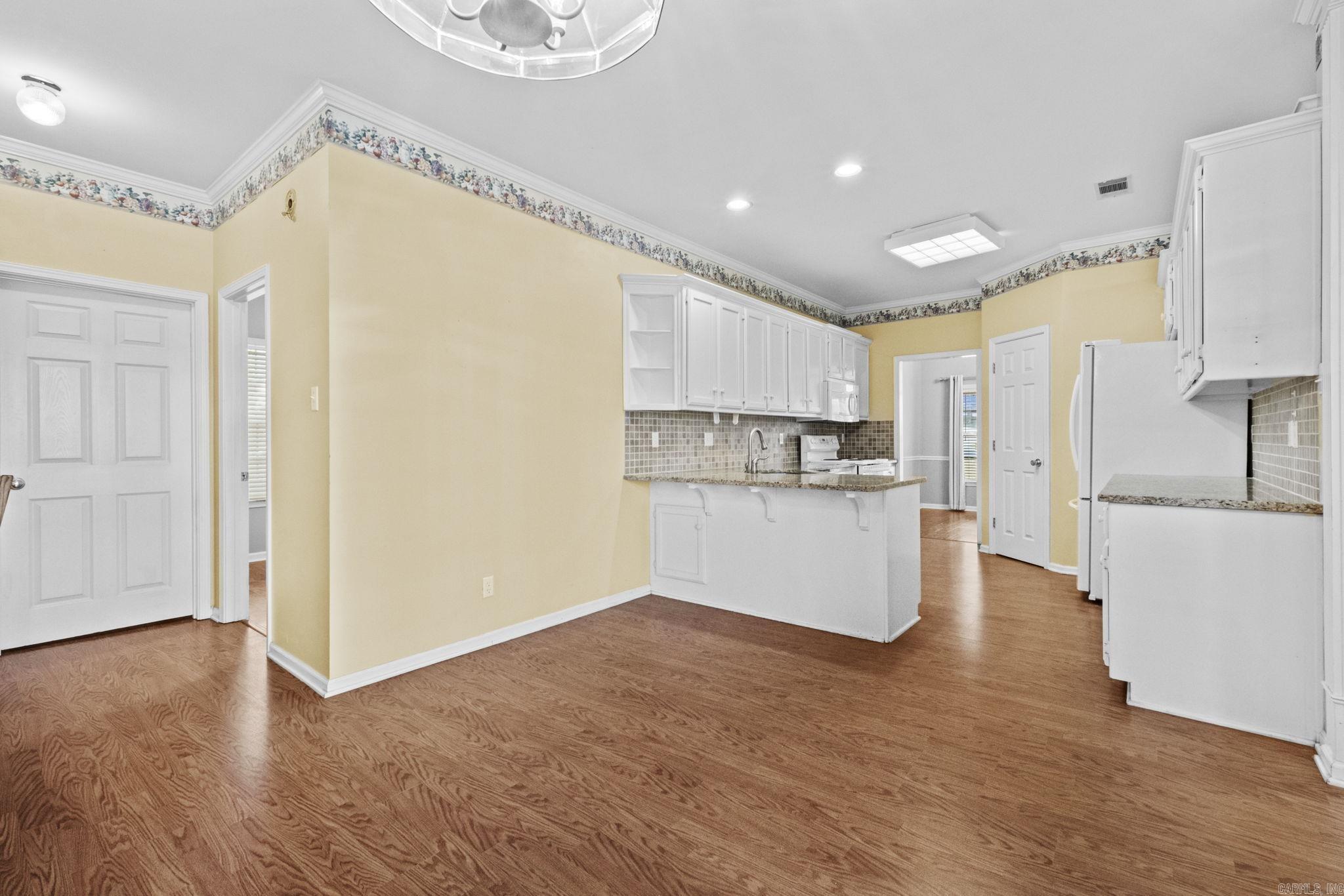 5000 Willow Glen Circle