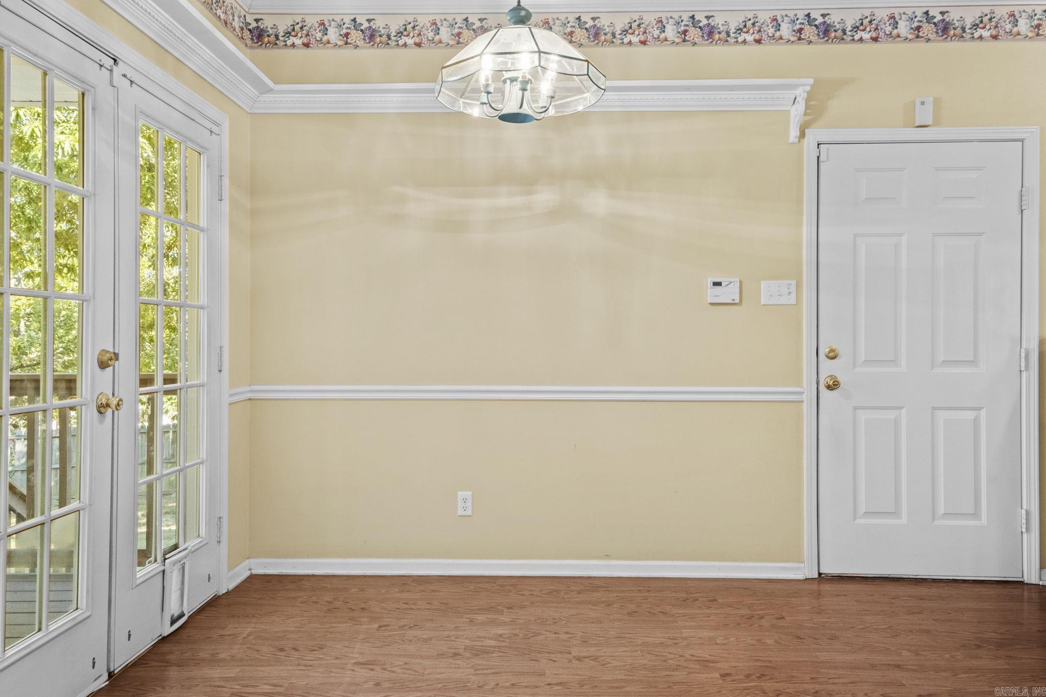 5000 Willow Glen Circle