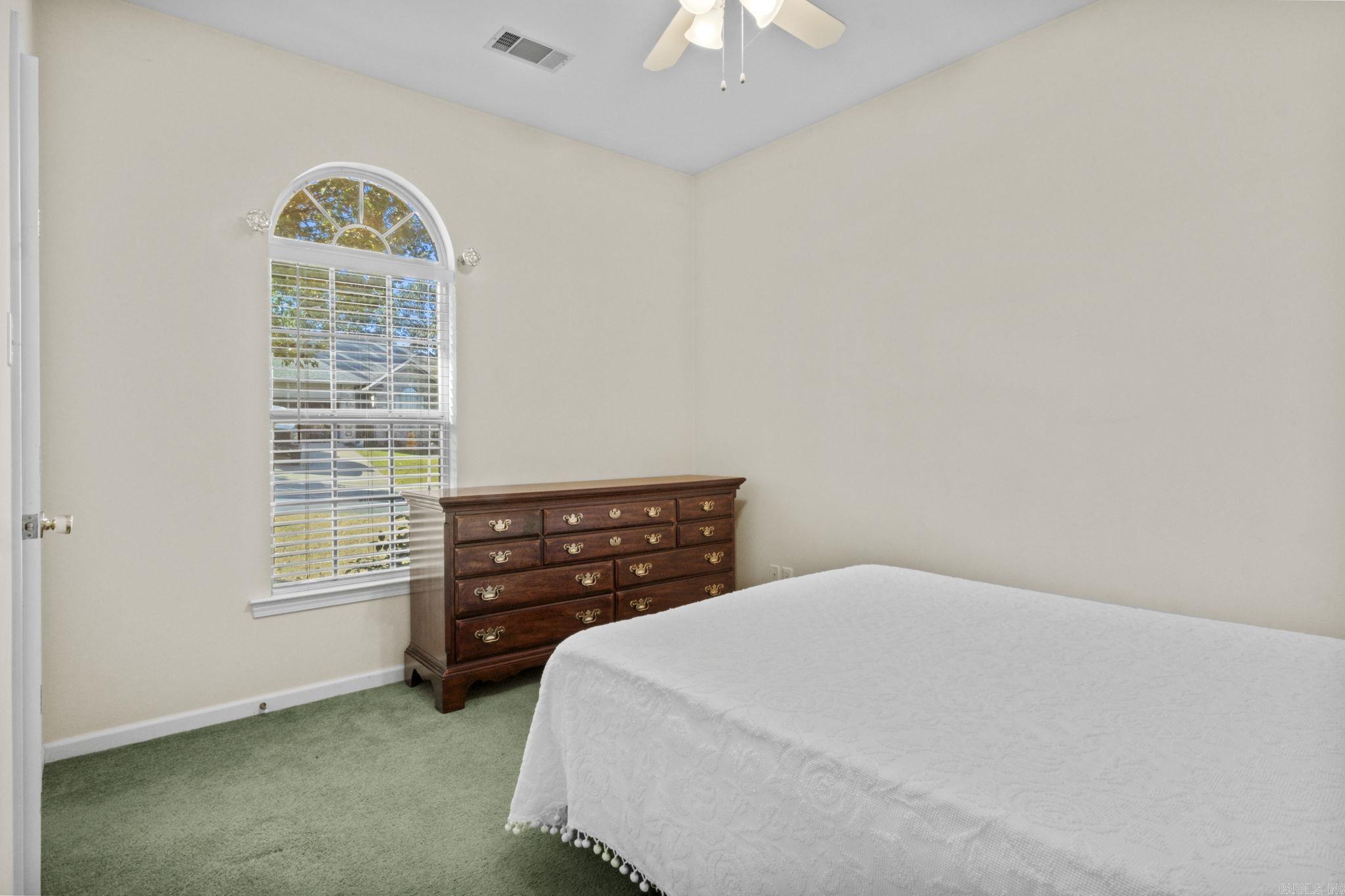 5000 Willow Glen Circle