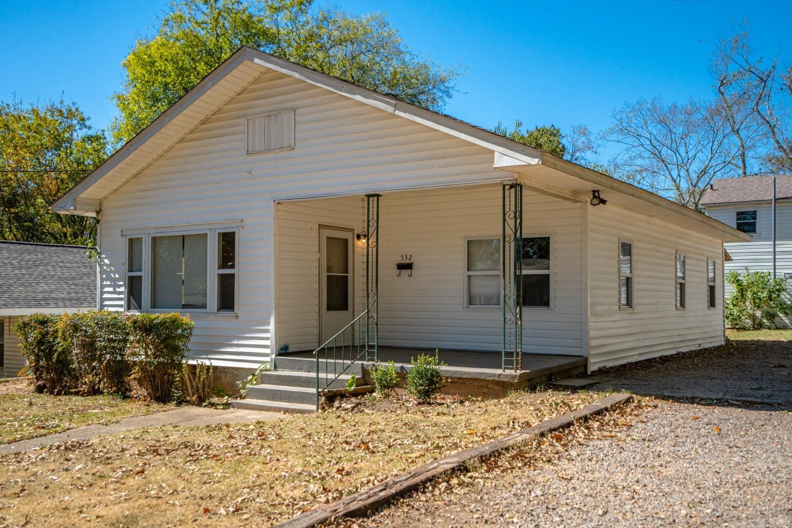 532 & 532 1/2 Summer Street