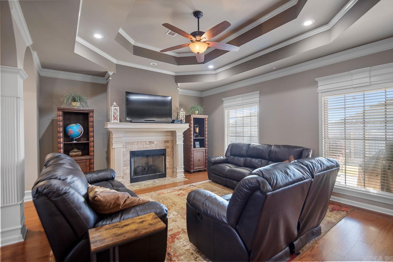 3041 MT. MCGREGOR Drive