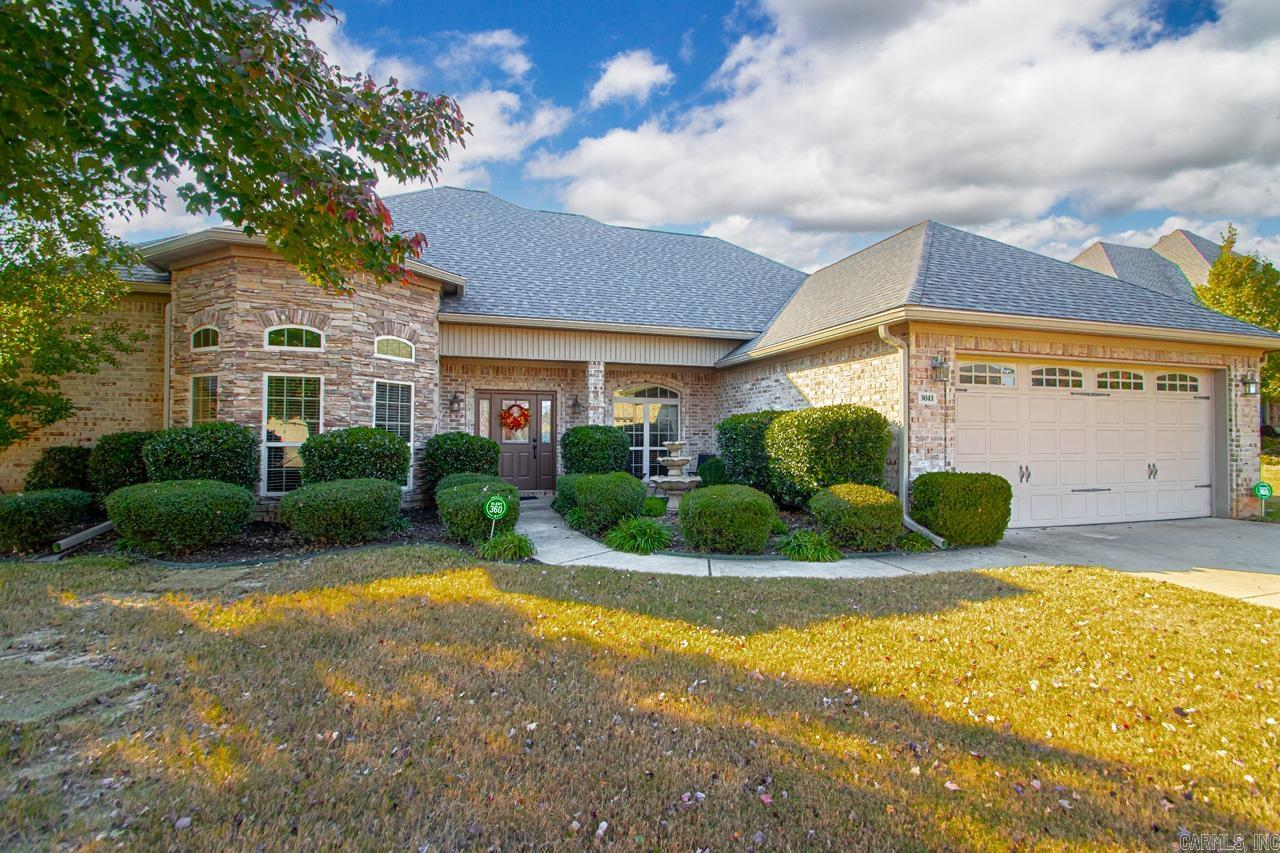 3041 MT. MCGREGOR Drive