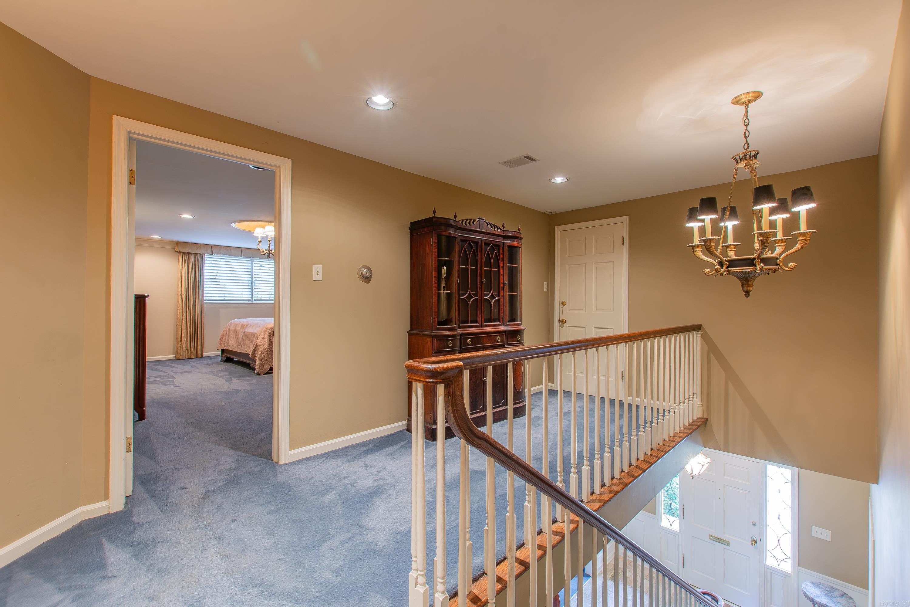 467 Valley Club Circle