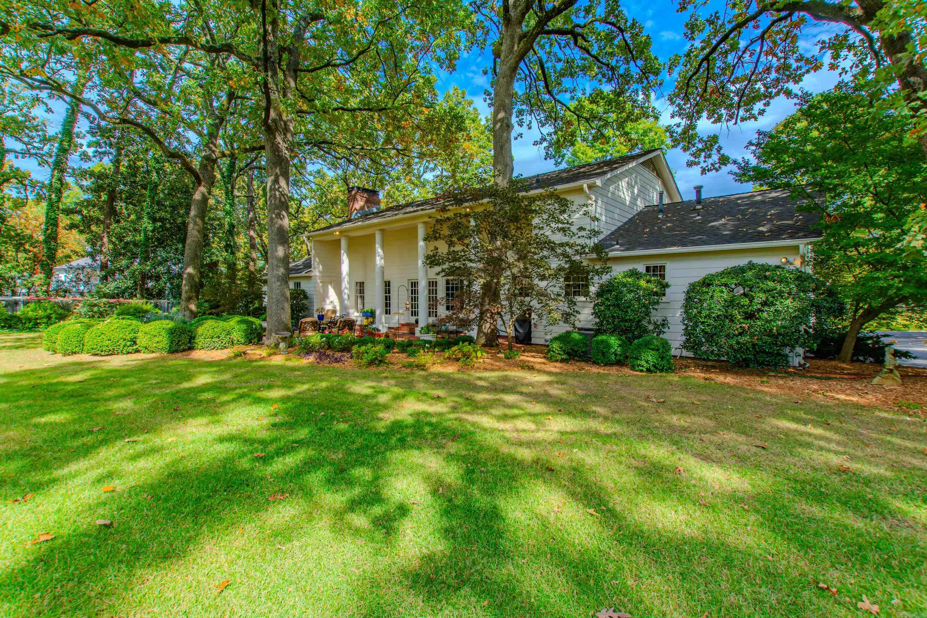 467 Valley Club Circle