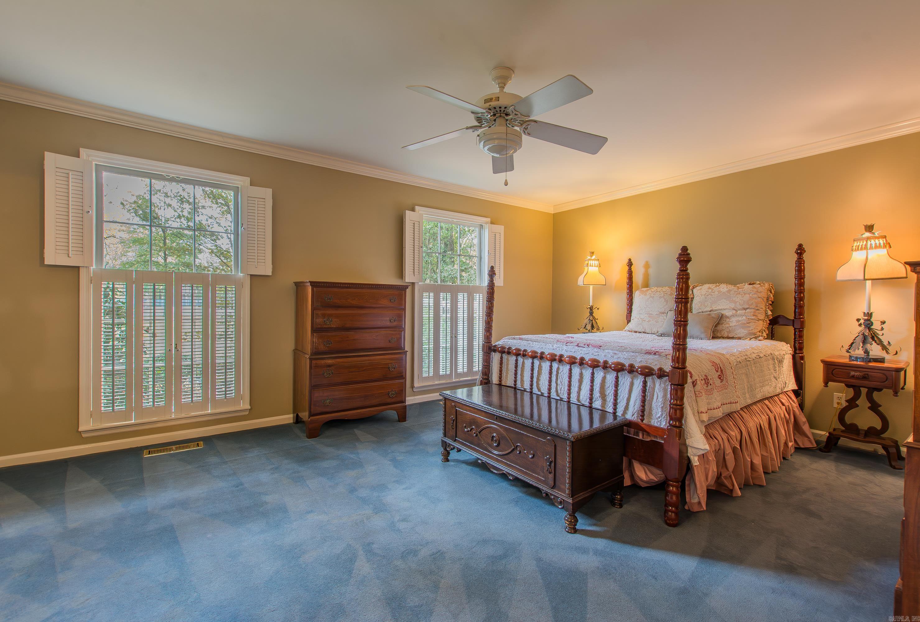 467 Valley Club Circle