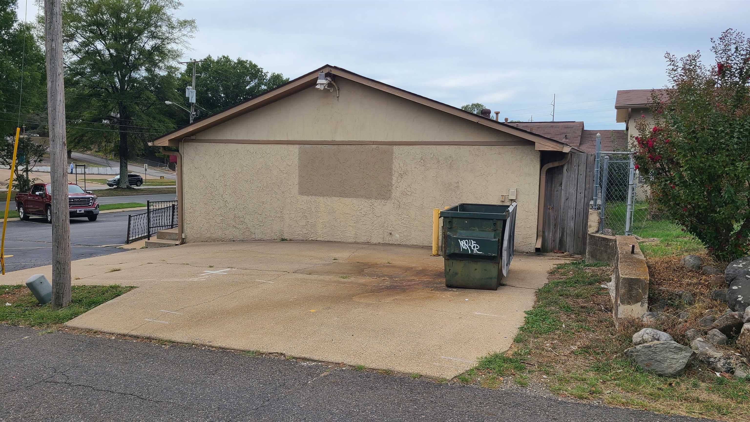 155 E Grand Avenue