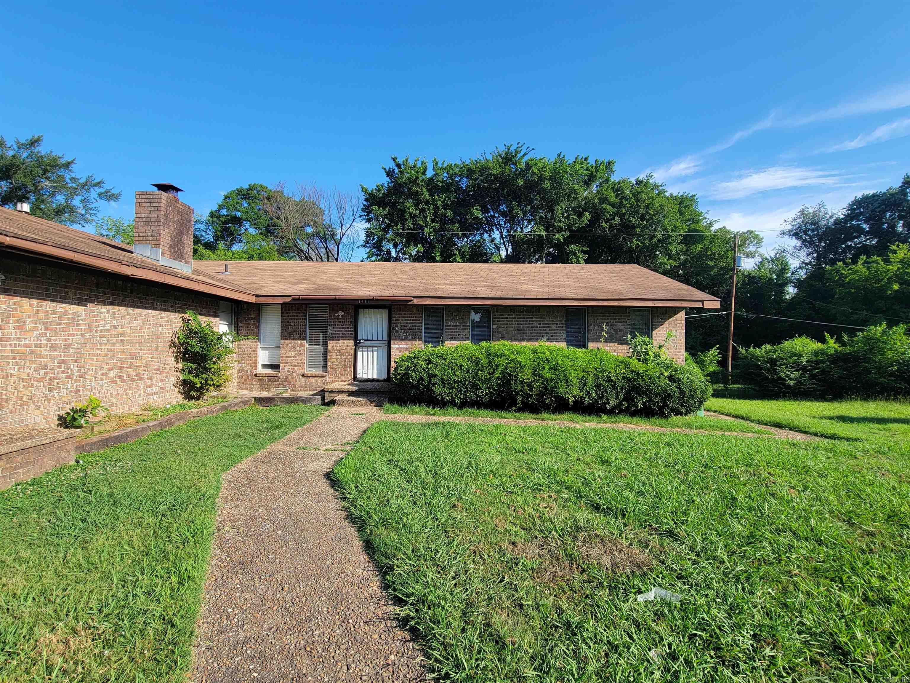 1411/1409 stafford Road