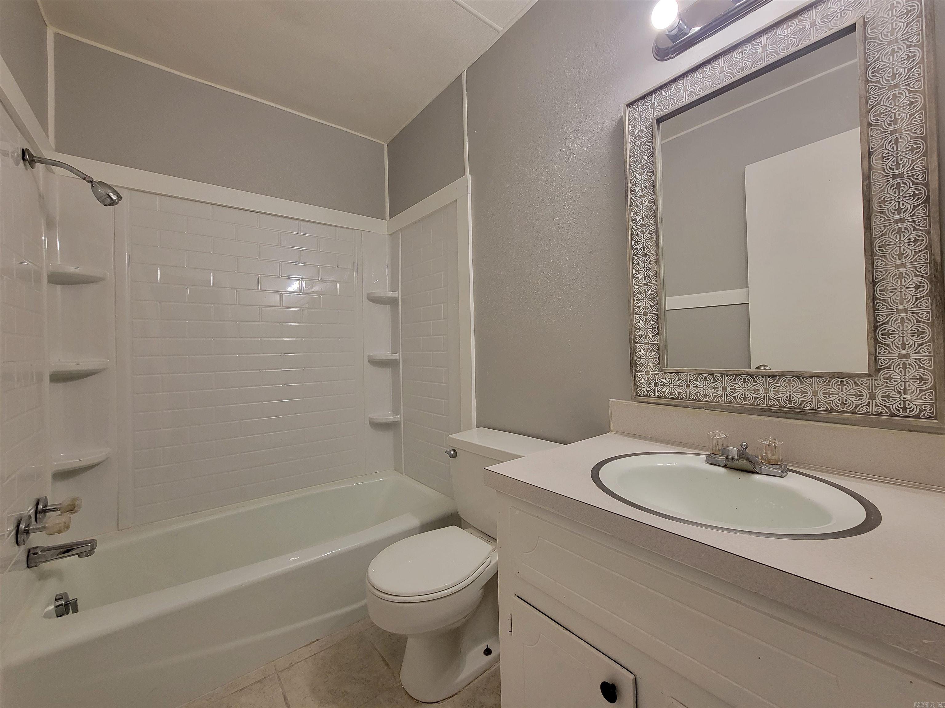 1411/1409 stafford Road