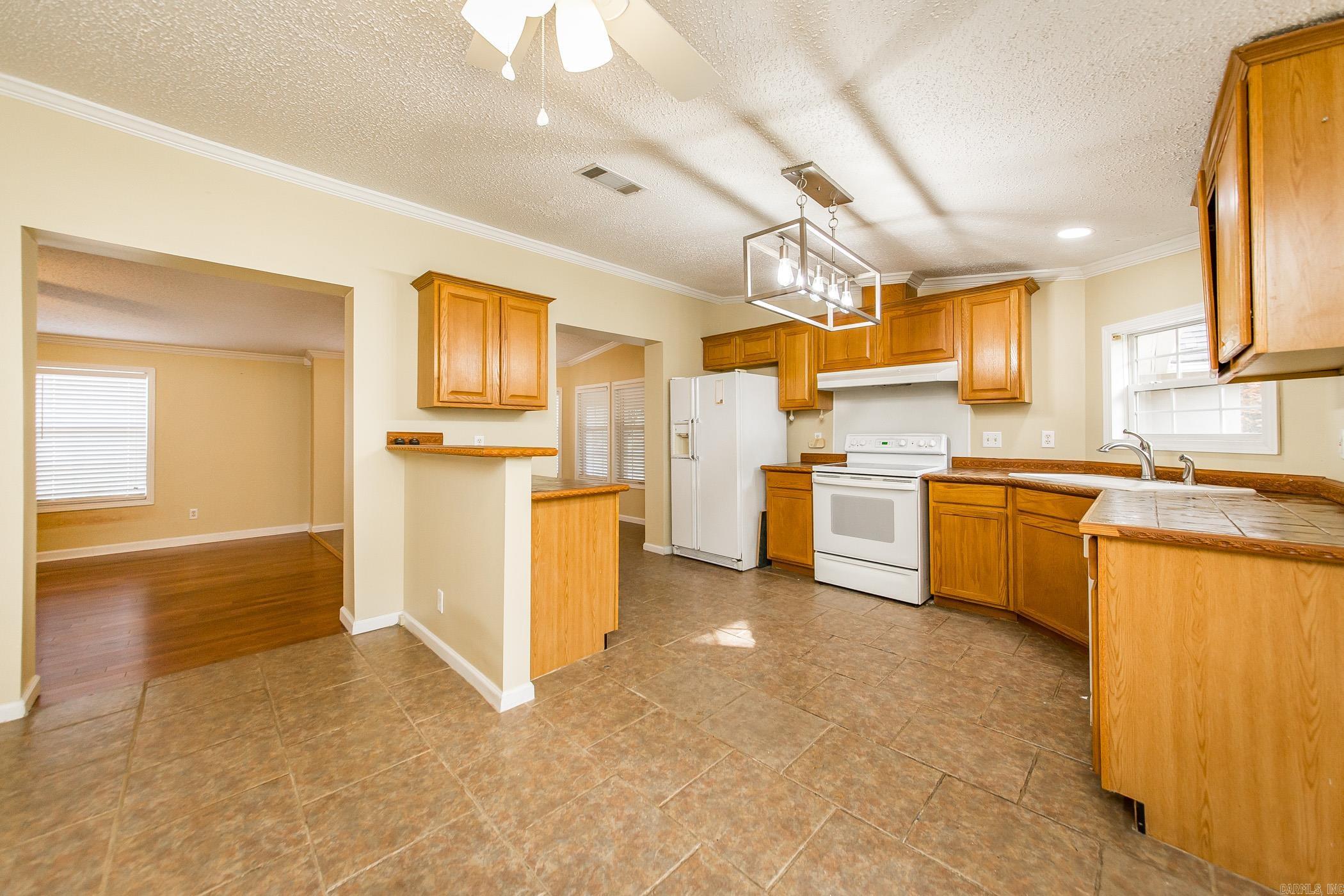 501 W Bingham Road