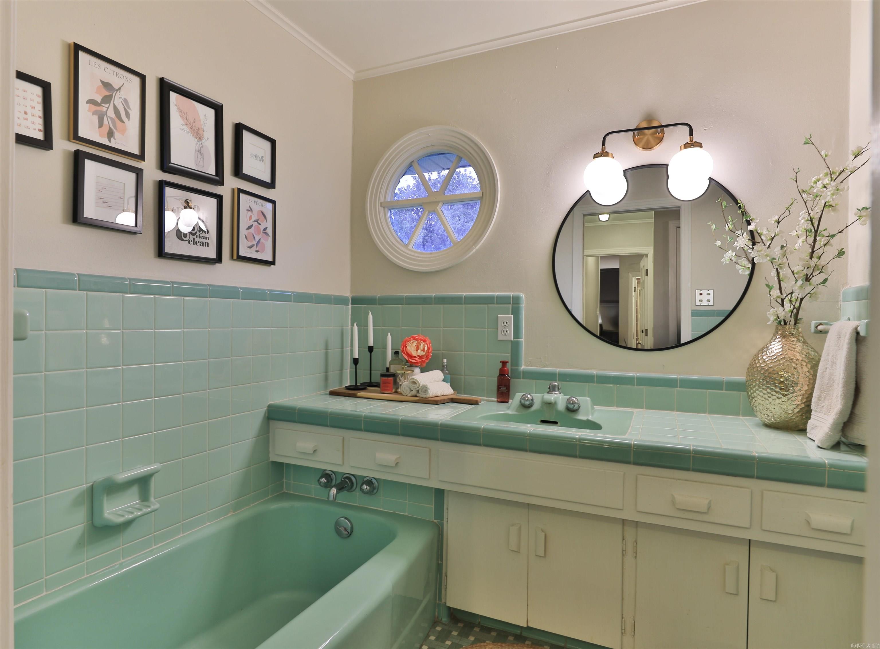 2006 South Prairie Street