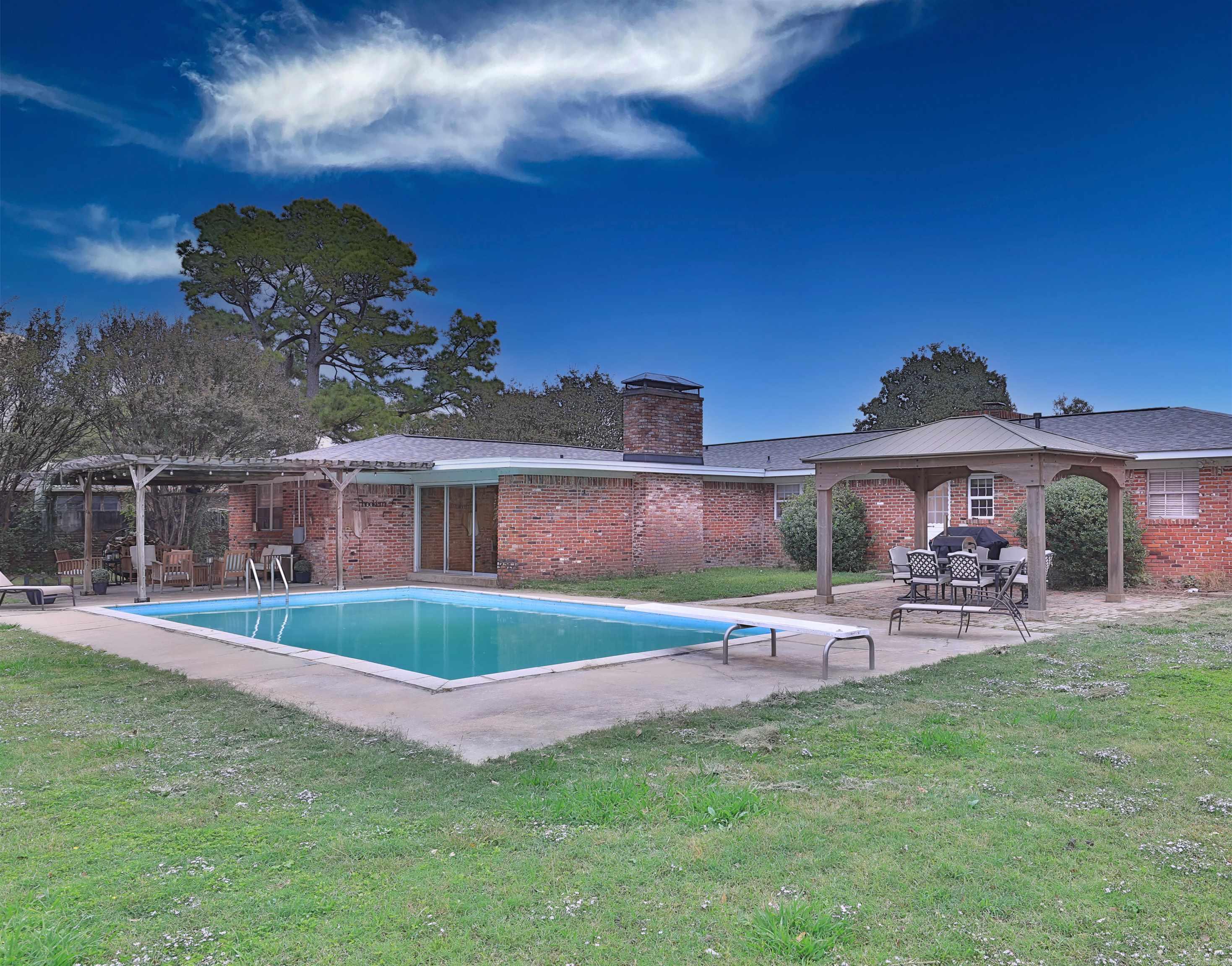 2006 South Prairie Street