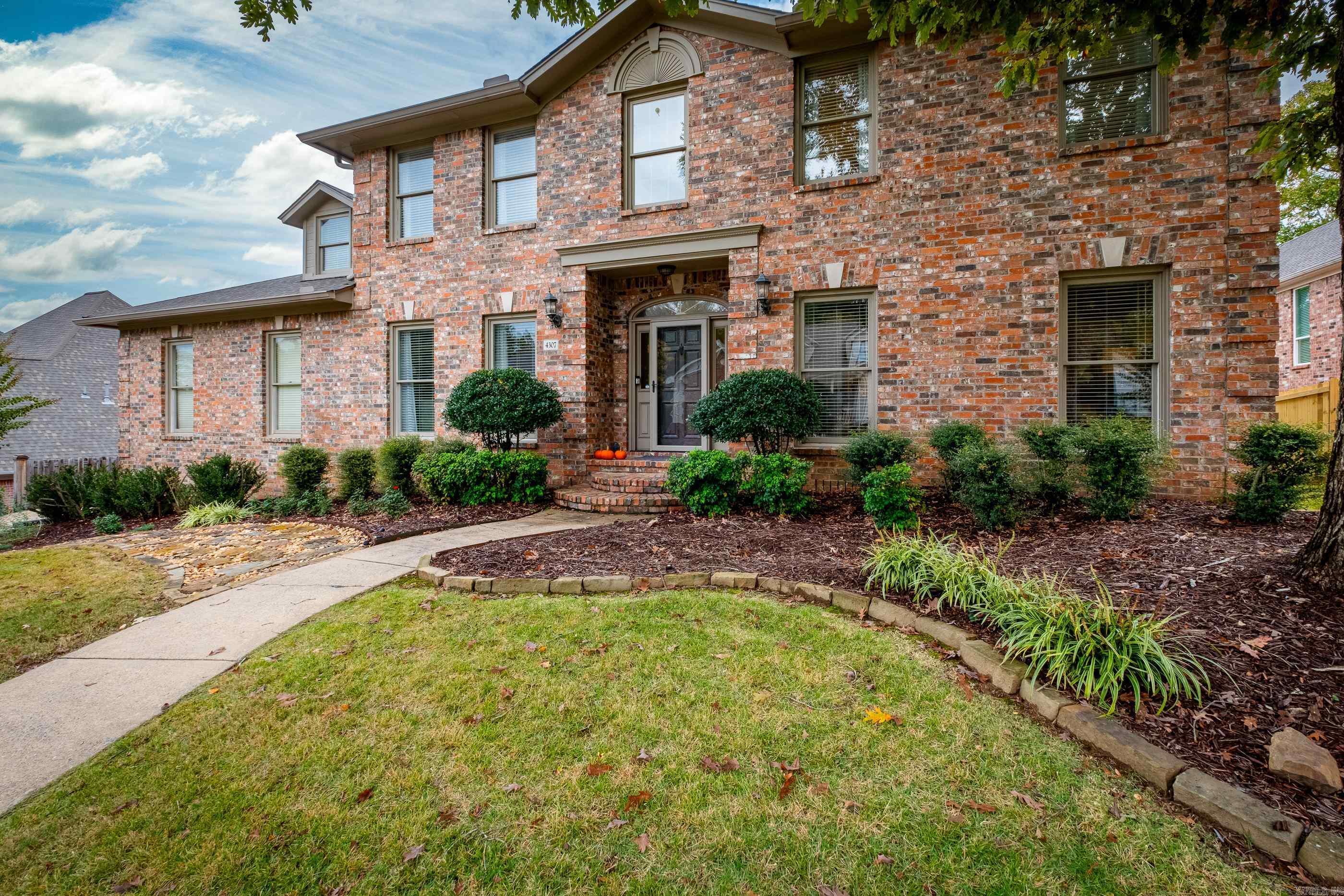 4307 Valley View