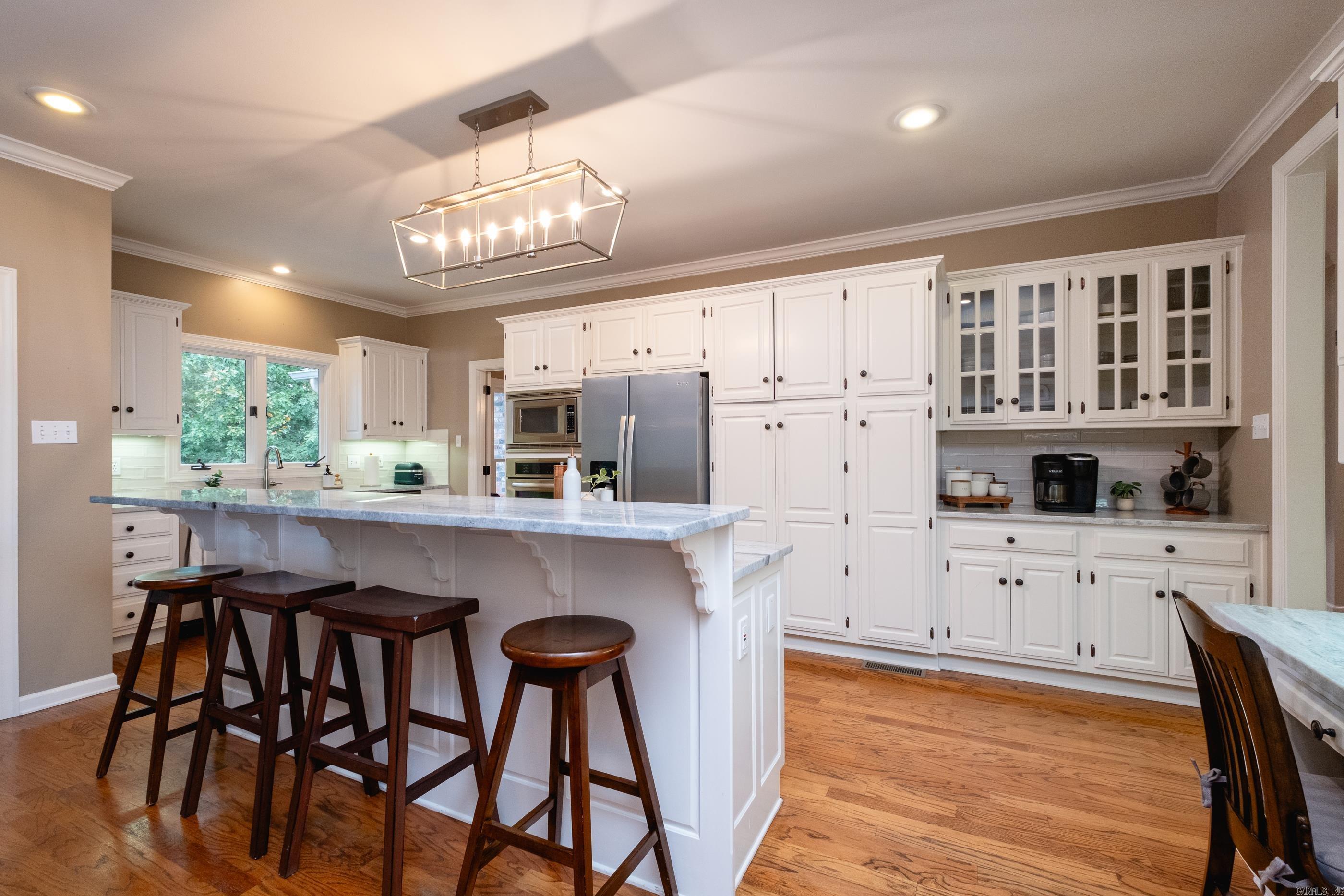 4307 Valley View