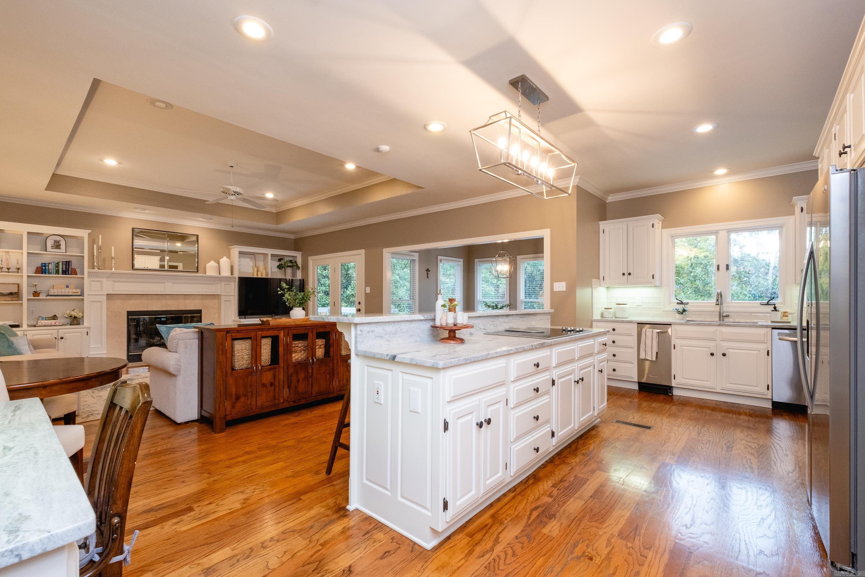 4307 Valley View