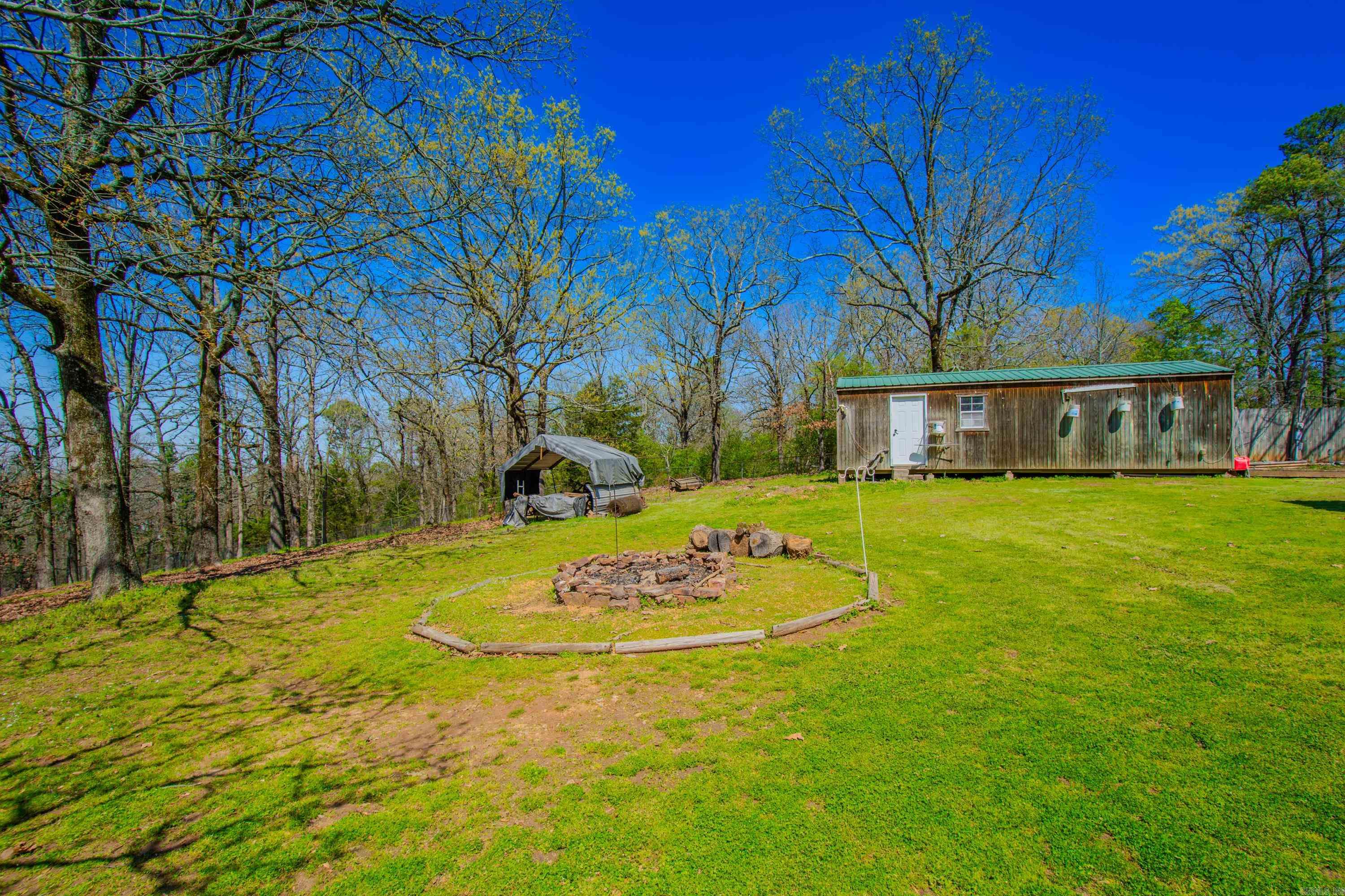 10623 Mundo Rd