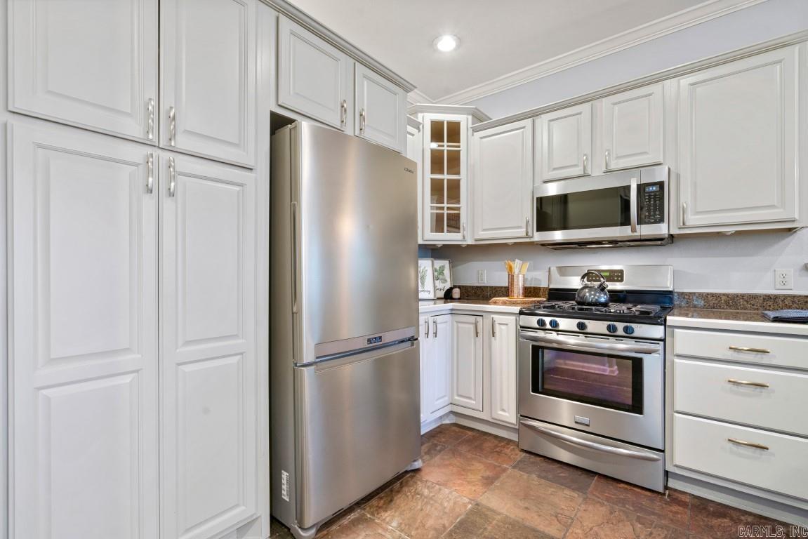 110 Eagle View Court
