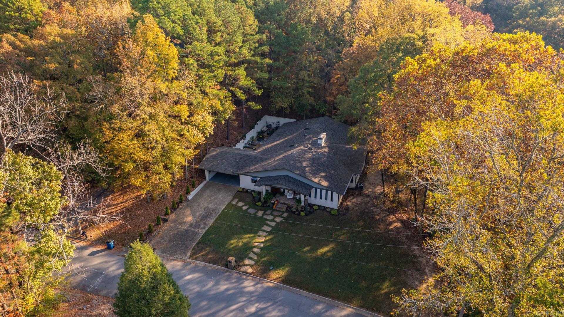 5 Rivercrest Circle