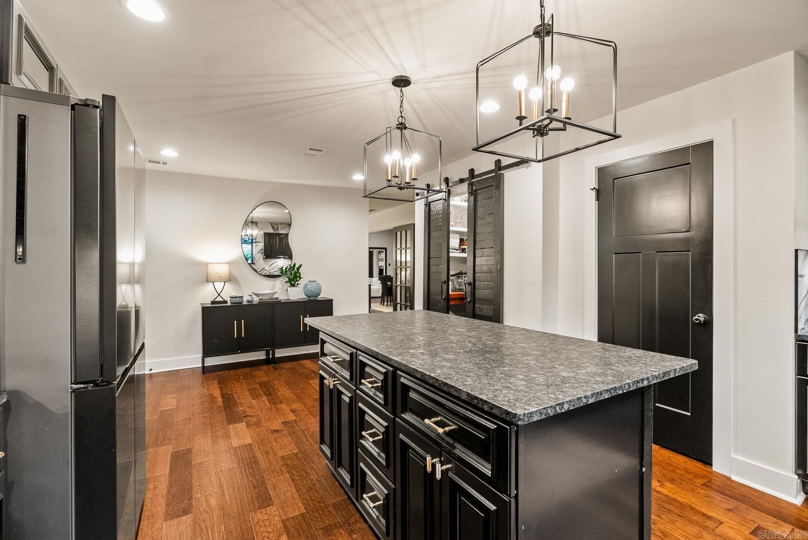 5 Rivercrest Circle