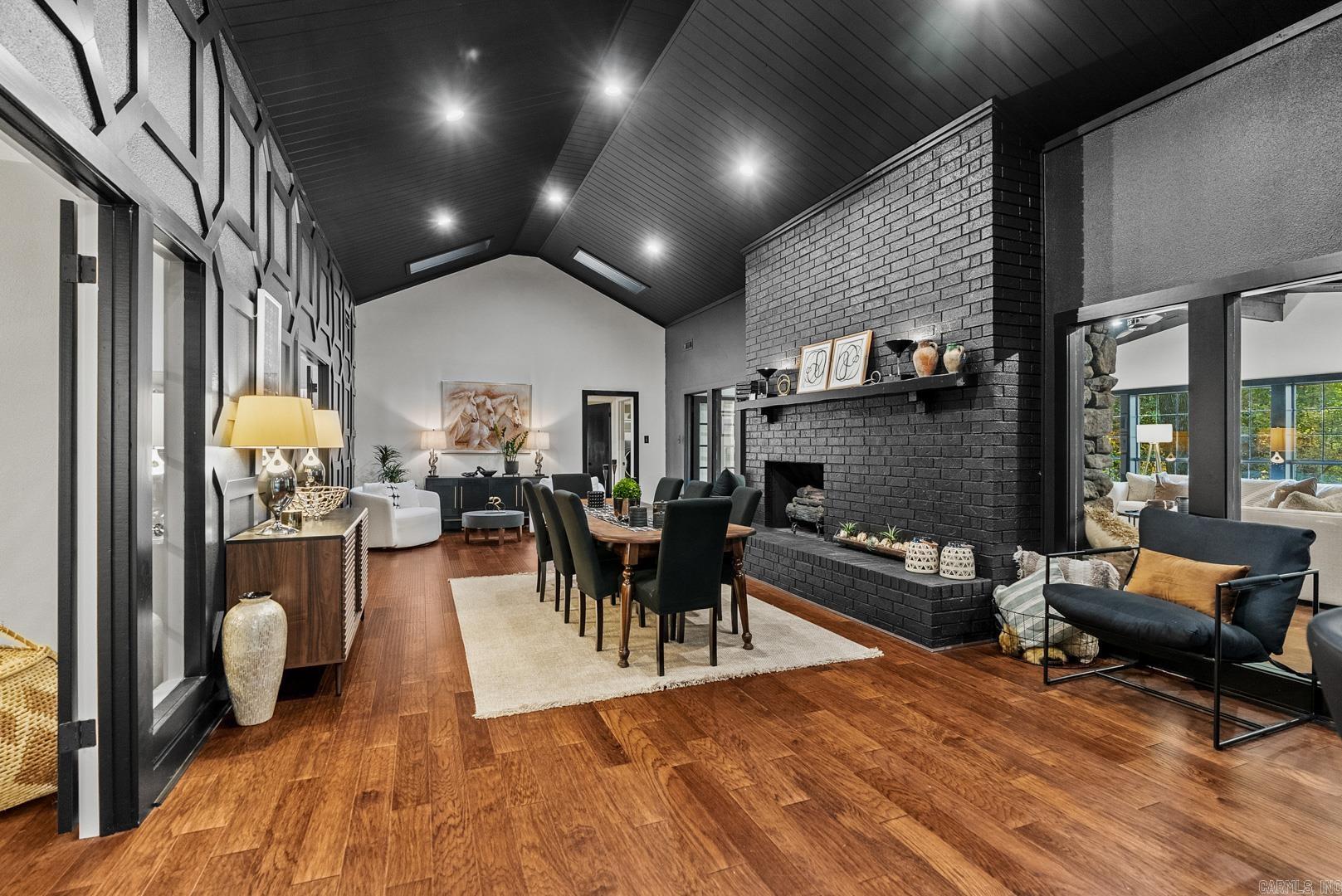 5 Rivercrest Circle