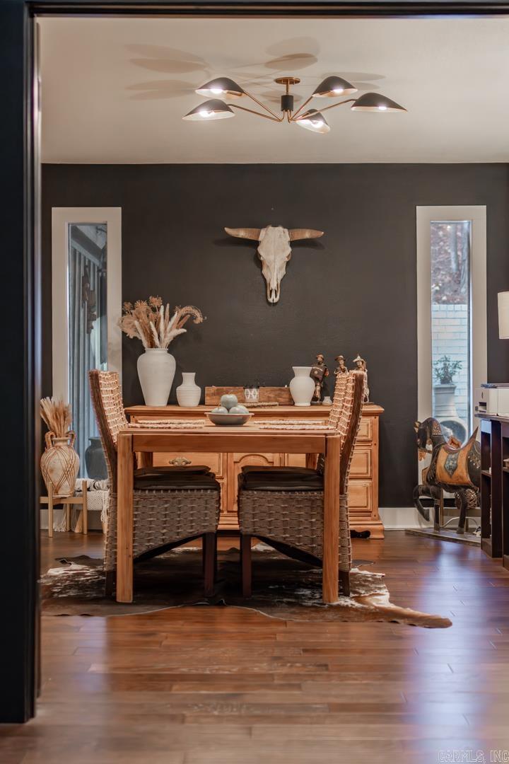 5 Rivercrest Circle