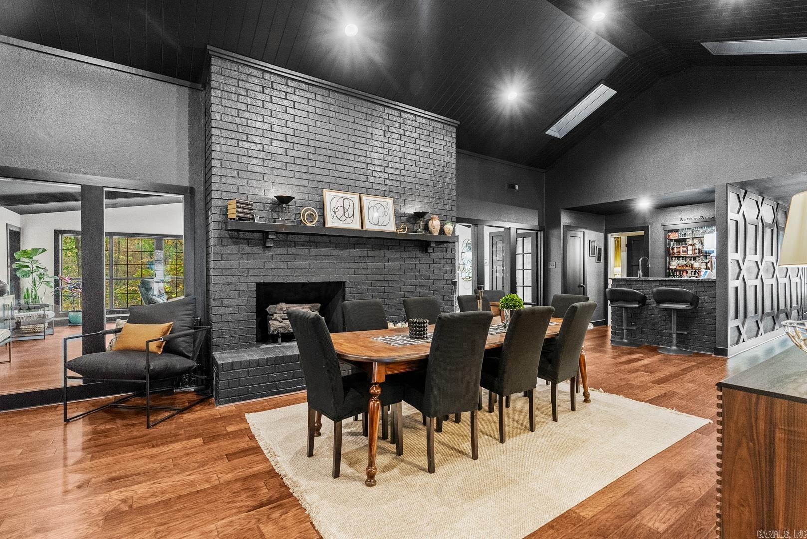 5 Rivercrest Circle