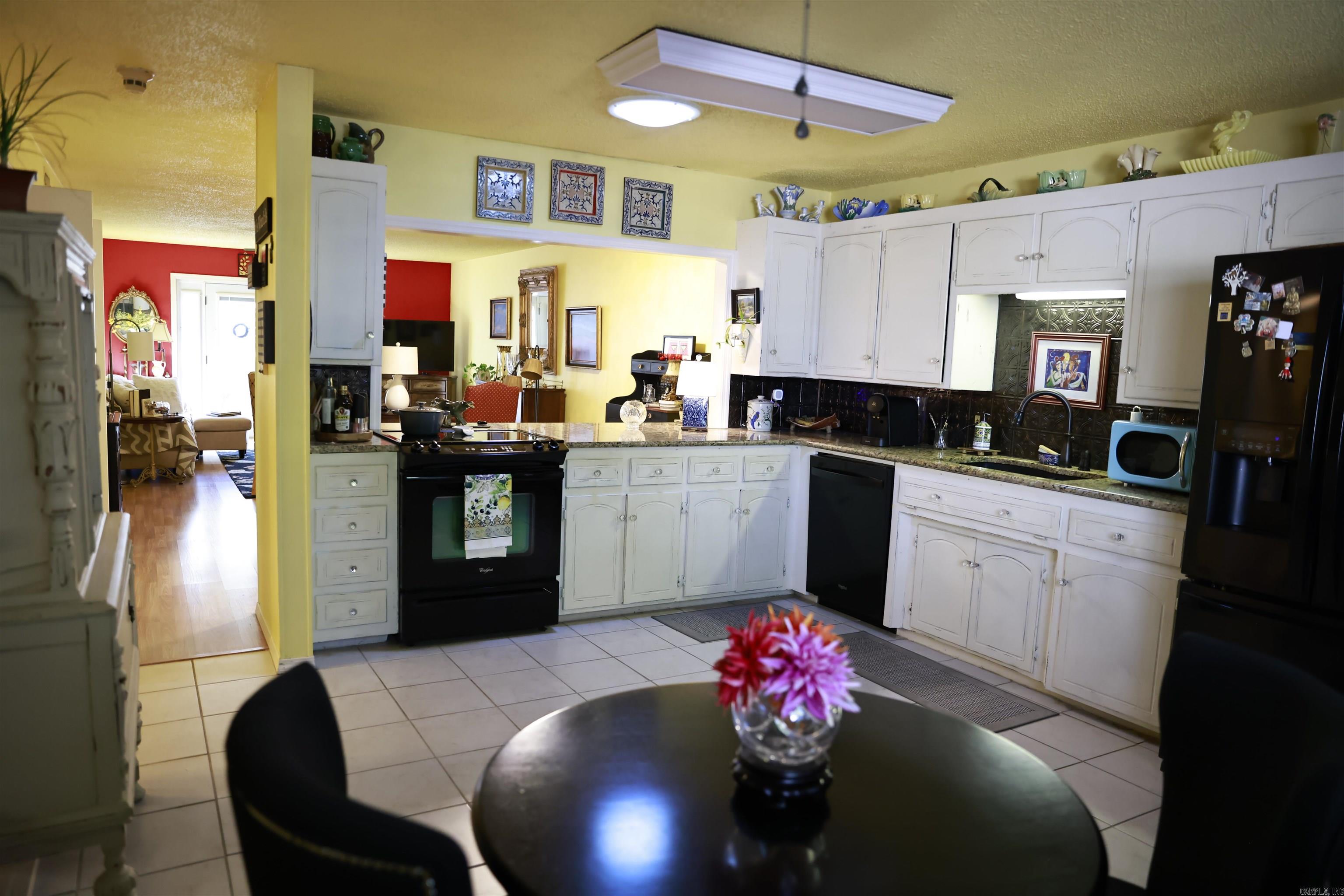 109 Indian Hills St Unit: B-10