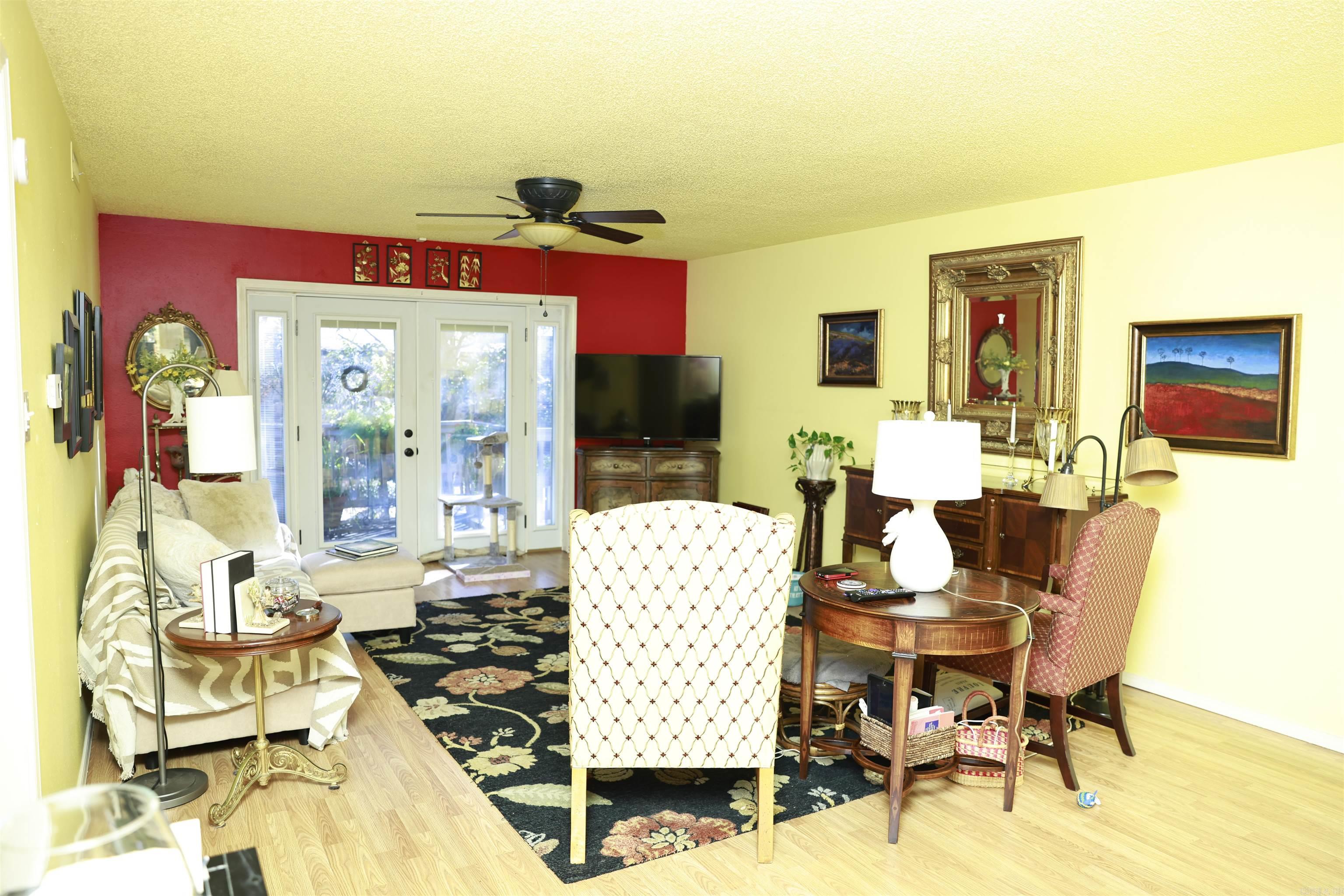 109 Indian Hills St Unit: B-10