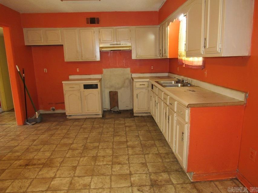 218 Teresa Lane