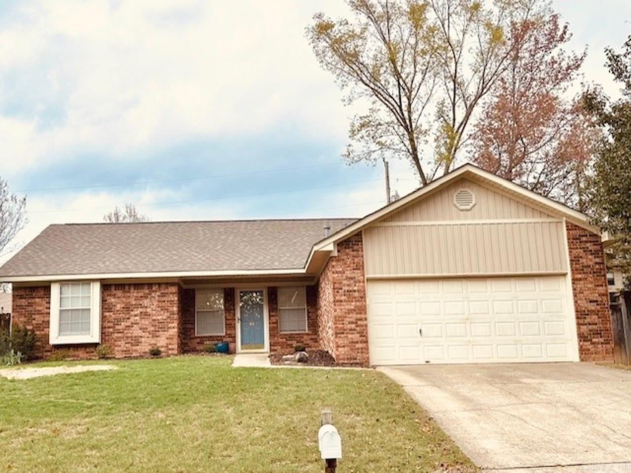 10 Summerwood Cove
