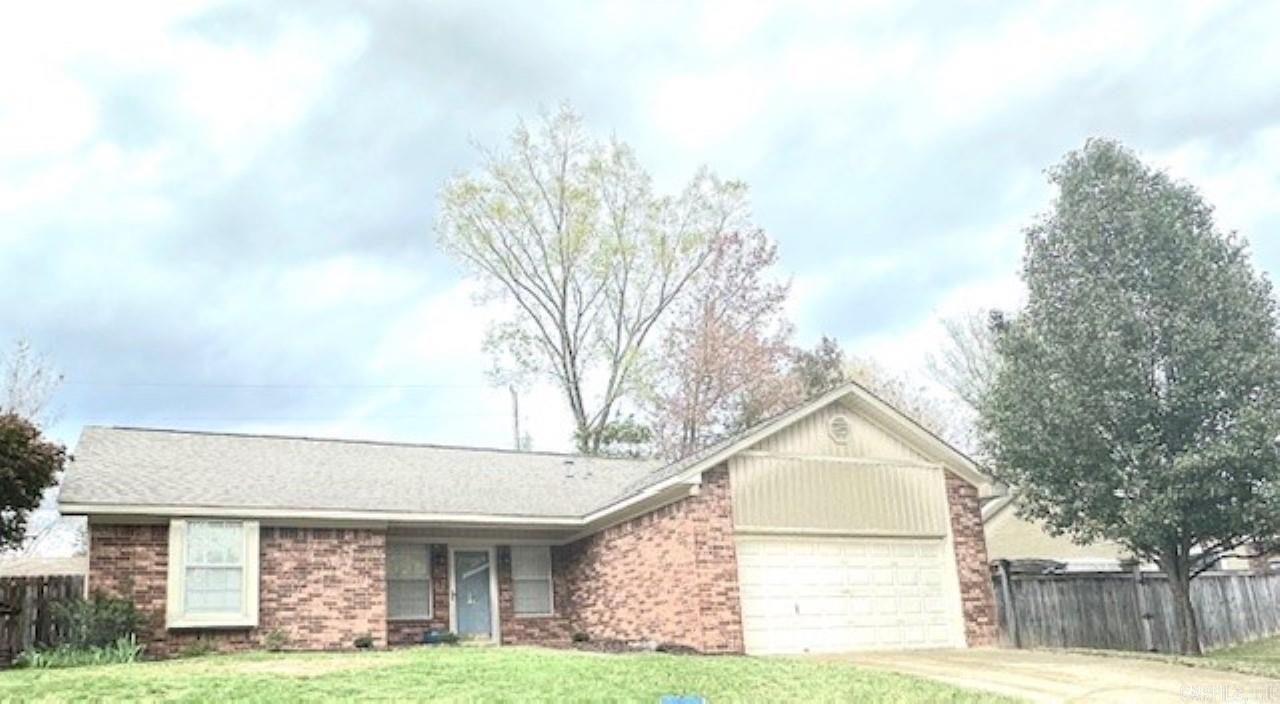 10 Summerwood Cove