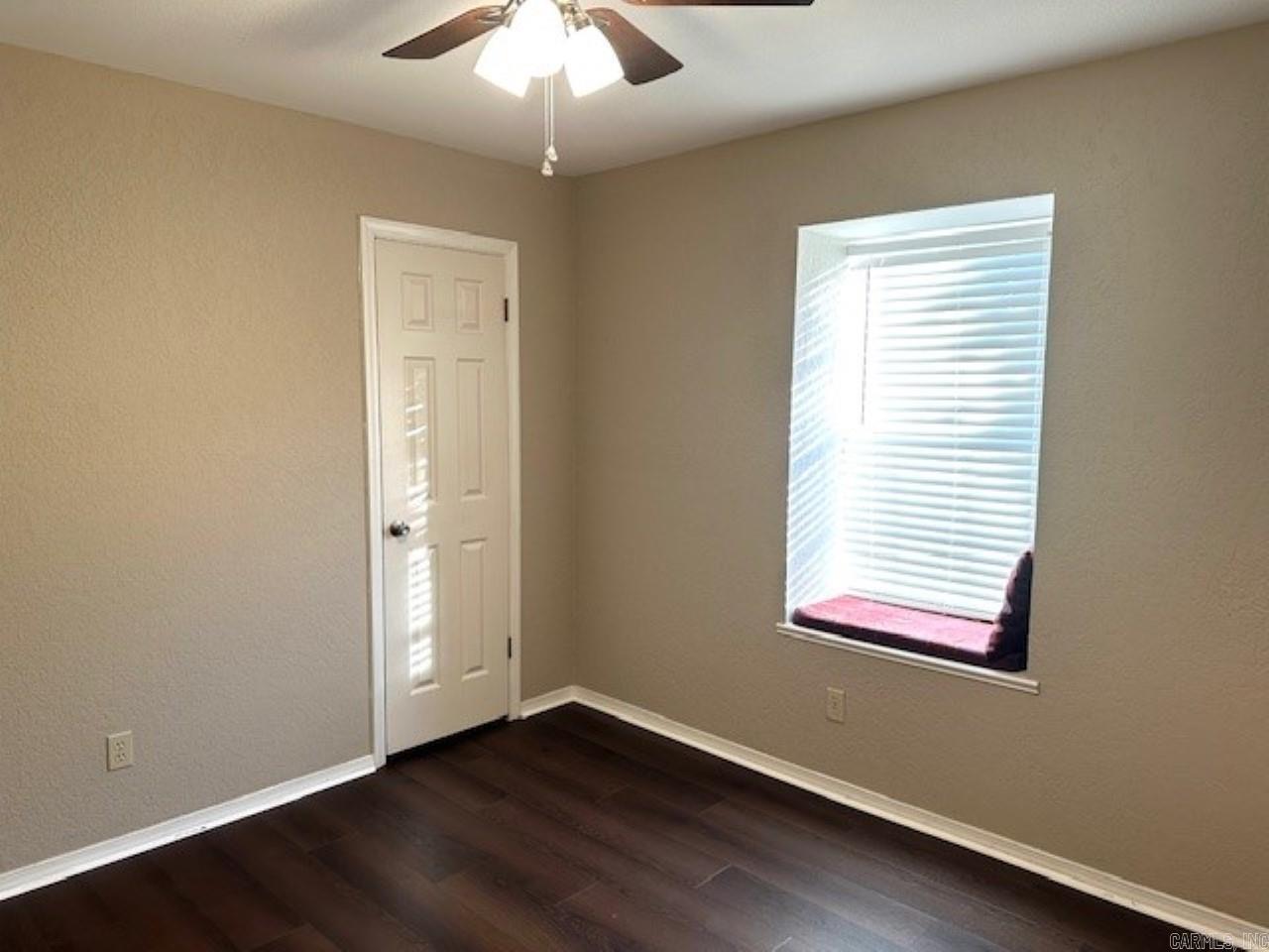 10 Summerwood Cove