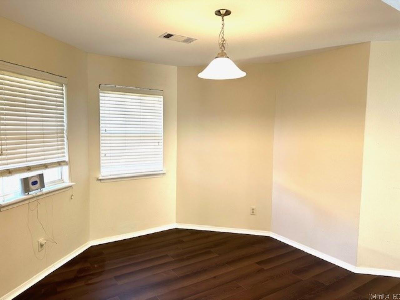 10 Summerwood Cove