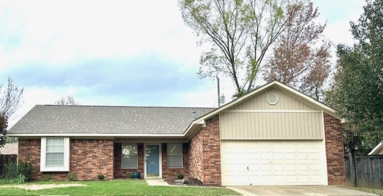 10 Summerwood Cove
