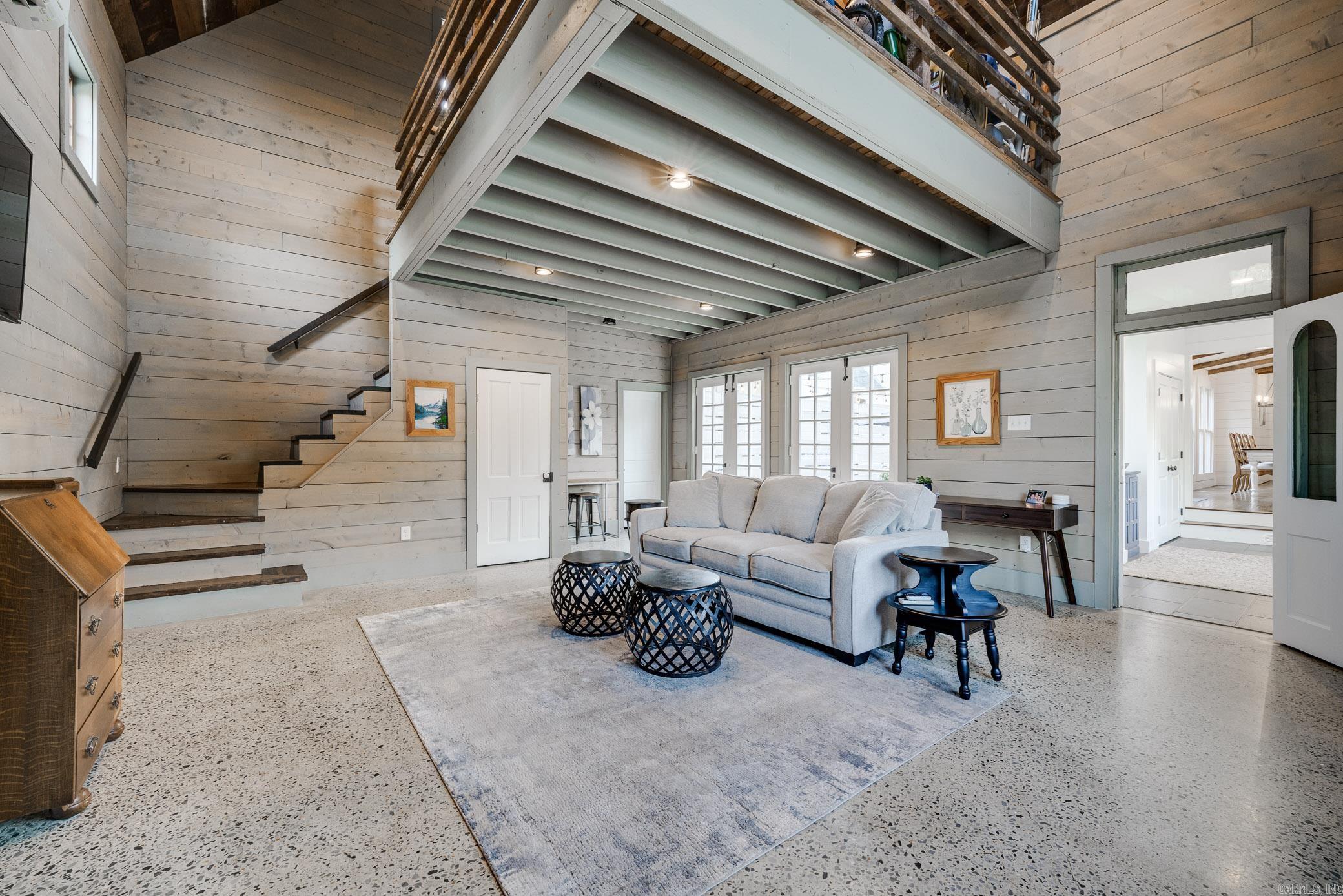 344 Conway Boulevard