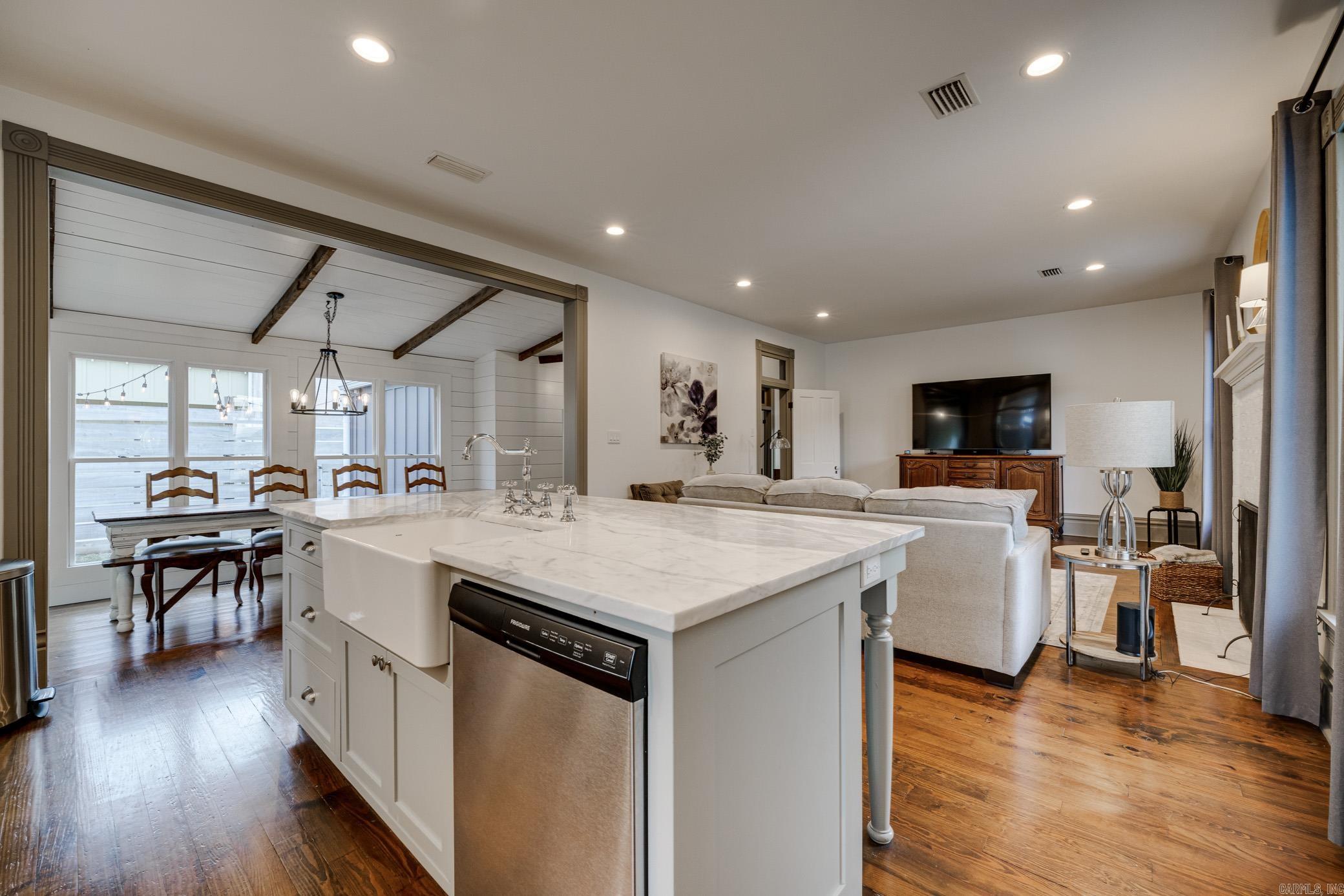 344 Conway Boulevard