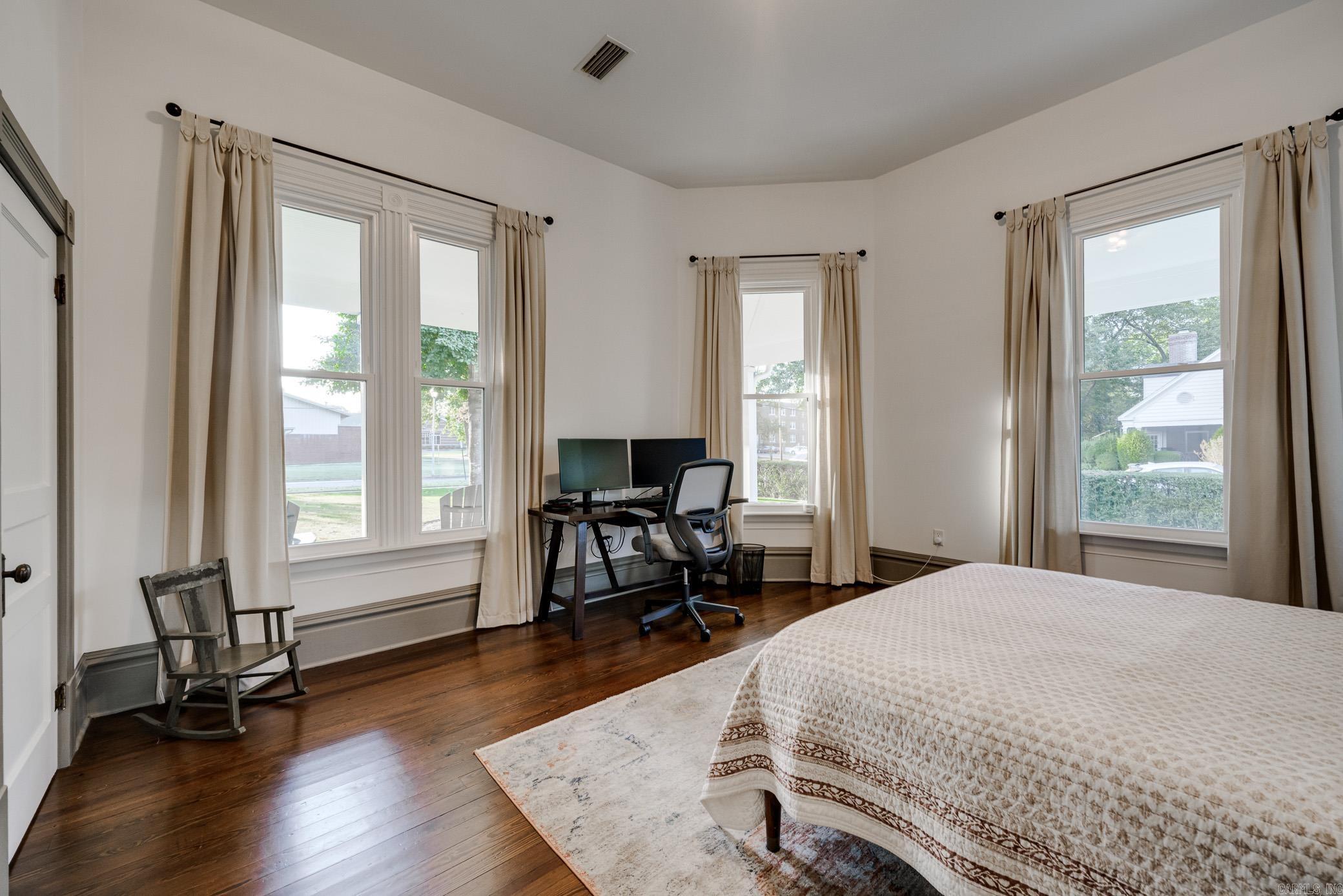 344 Conway Boulevard