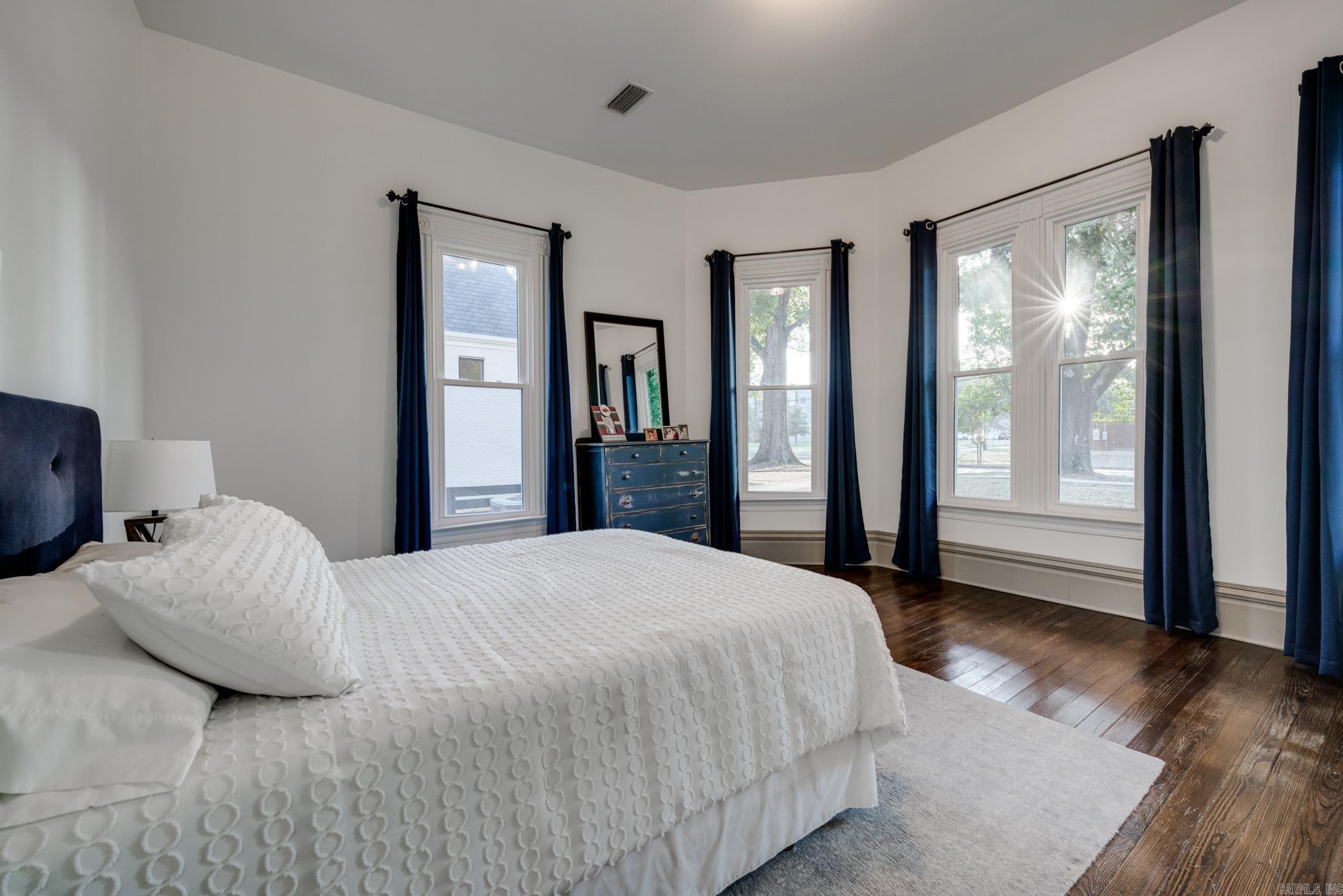 344 Conway Boulevard