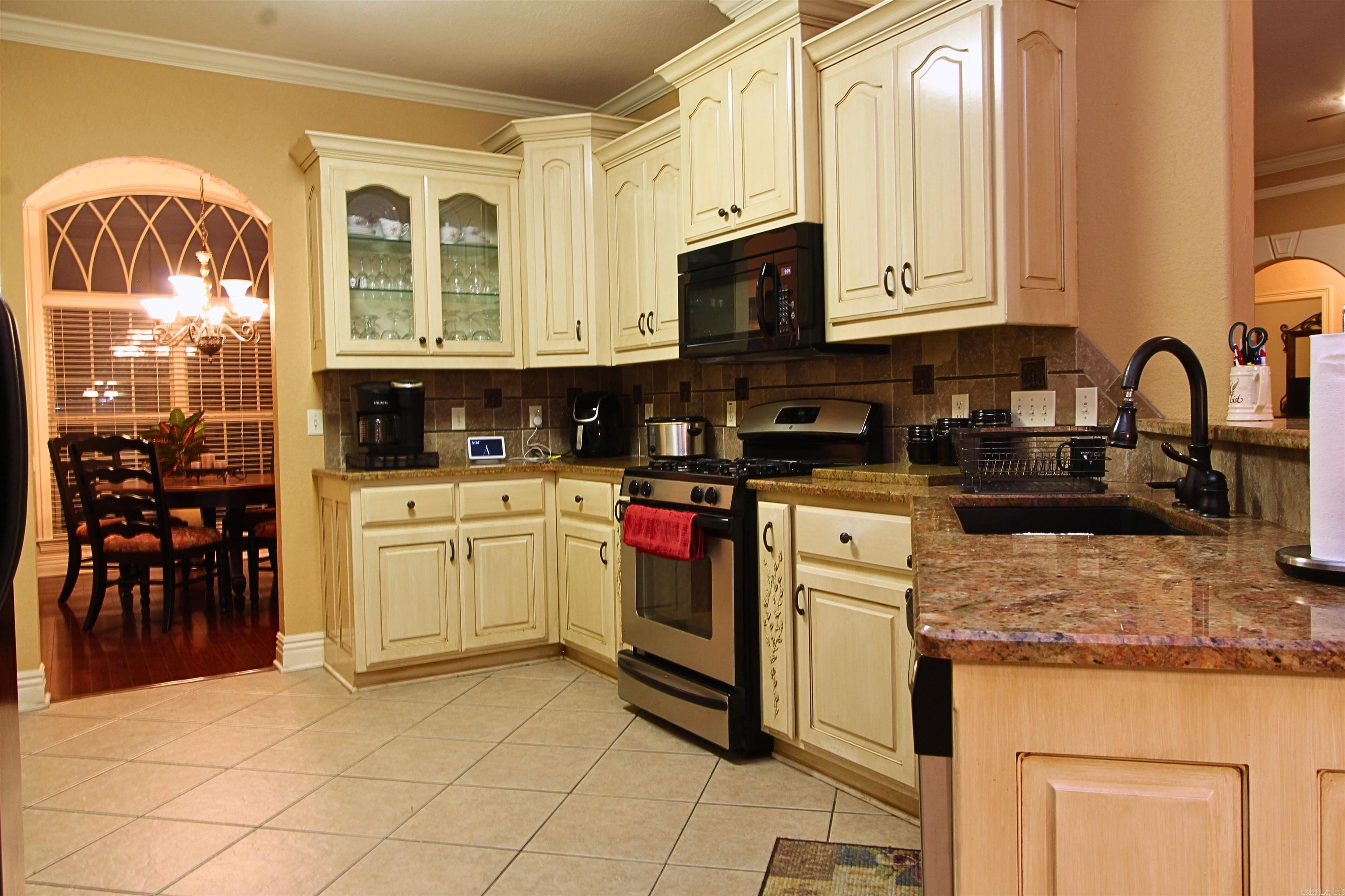 2701 Gemstone Drive