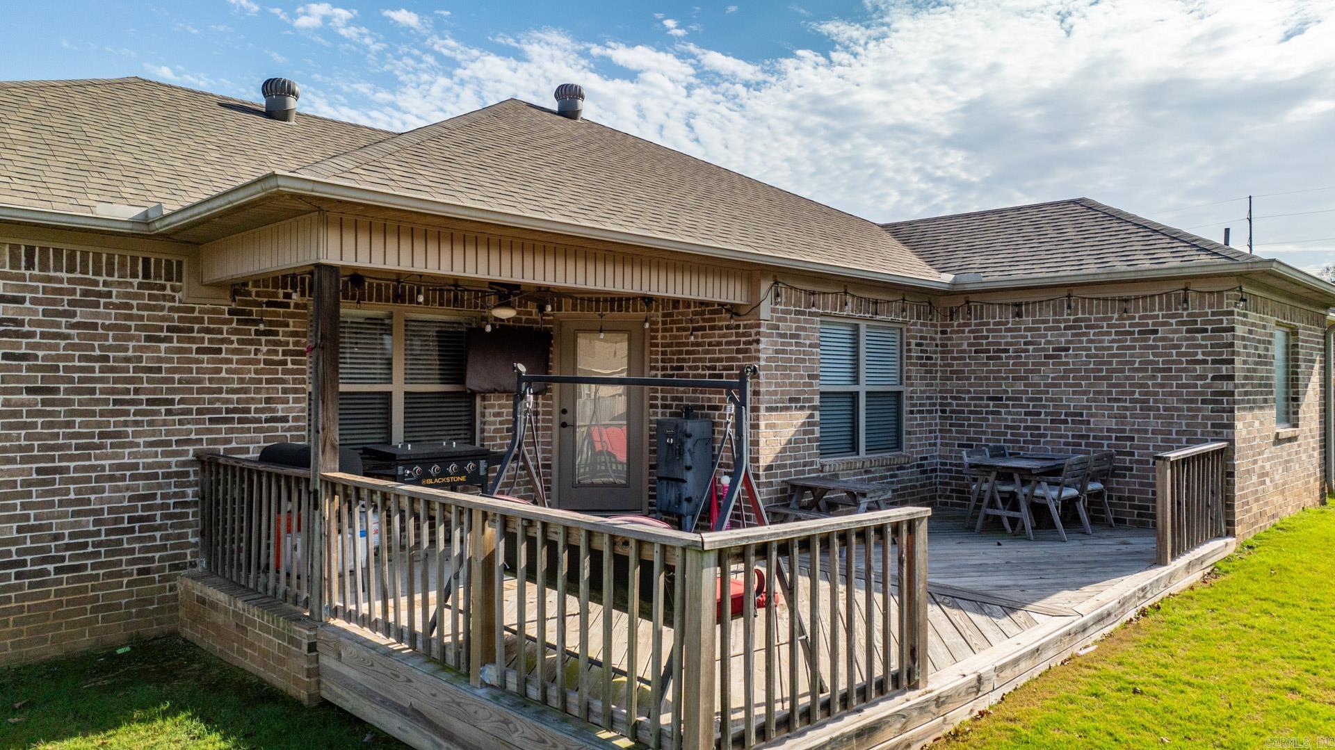 406 Hill Creek Drive