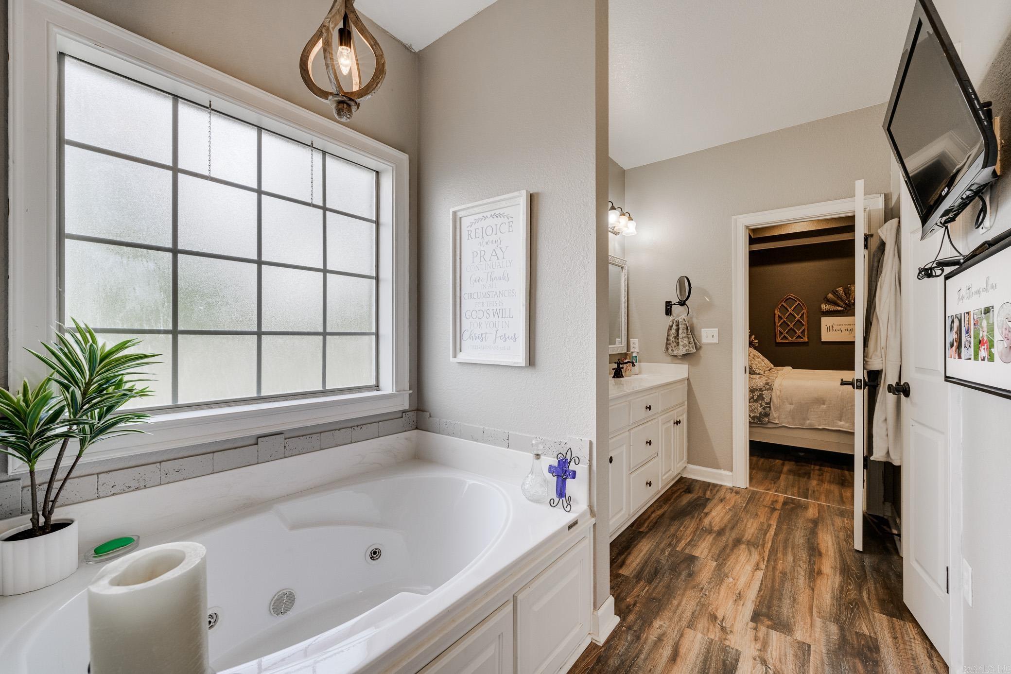 4 Greystone Drive